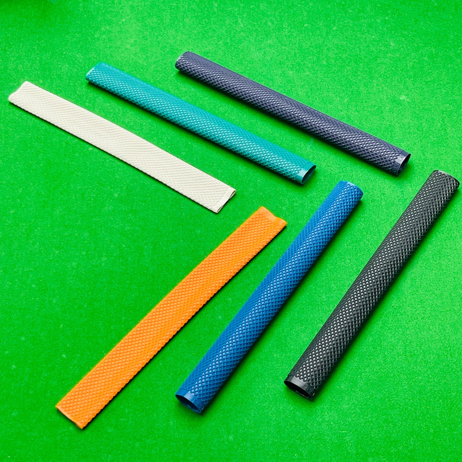 Billiard Cue Grip Wrap – Silicone & Textured Rubber Sleeve WOODS CUES