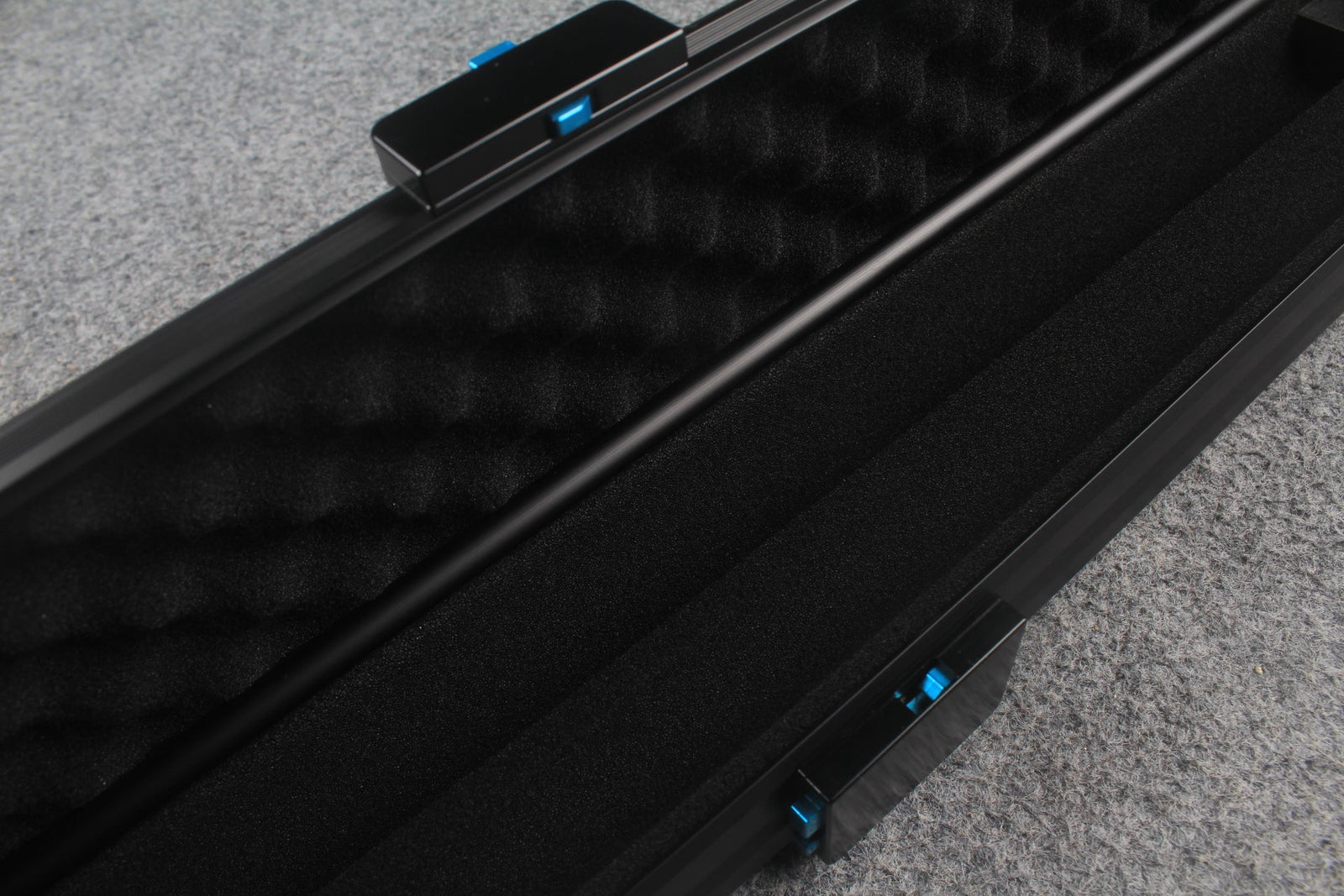 Premium Aluminium Snooker Cue Case – 2 Slots, Adjustable 148/152cm Interior WOODS CUES