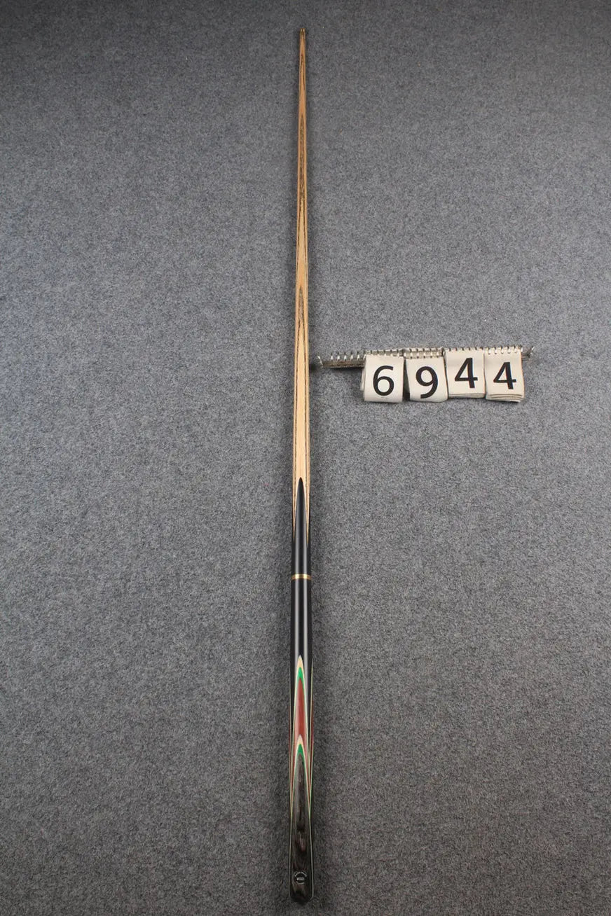 3/4 ash snooker cue #6944 WOODS CUES