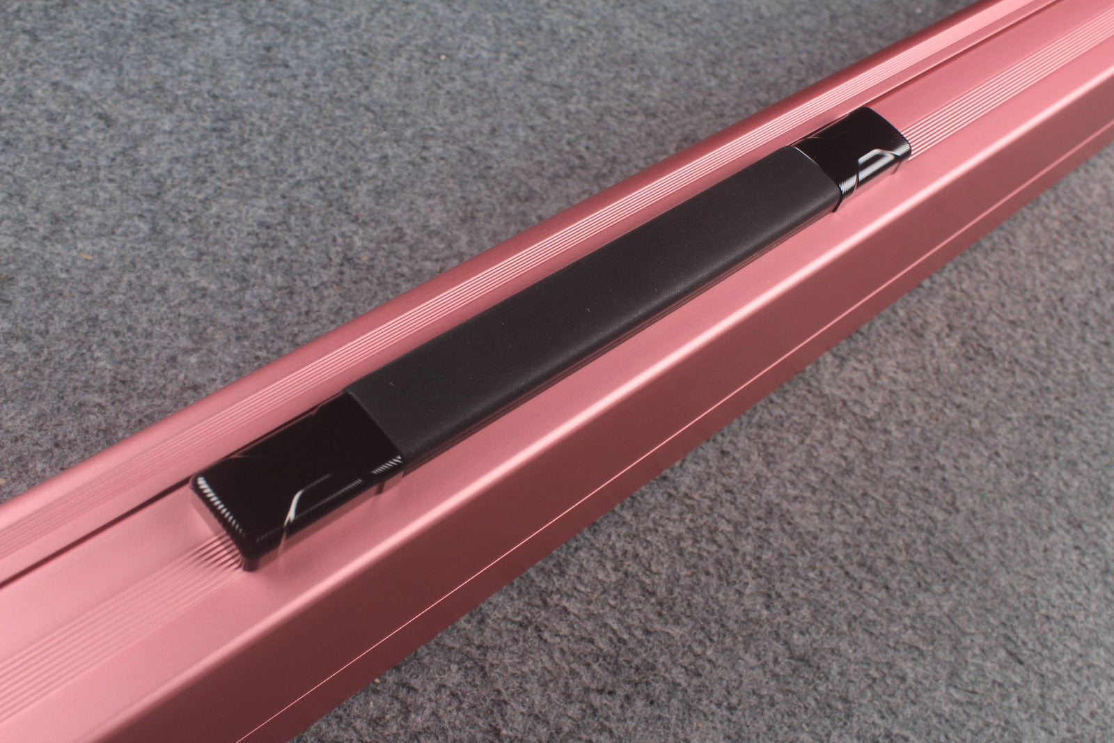Premium Aluminium Snooker Cue Case – 3 Slots