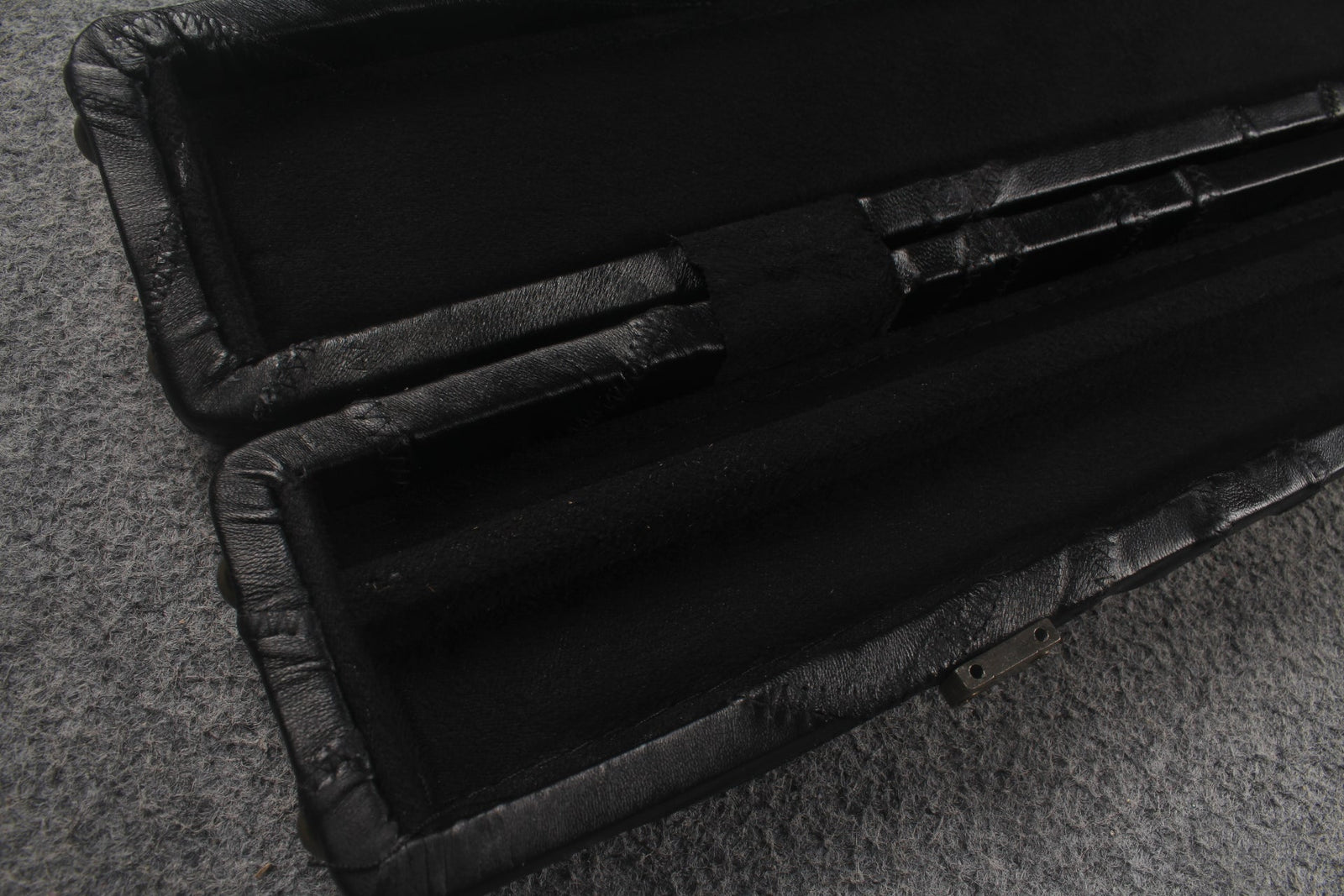 1 piece real Leather handmade patchwork snooker cue case with 2 slots(chalk area inside) WOODS CUES