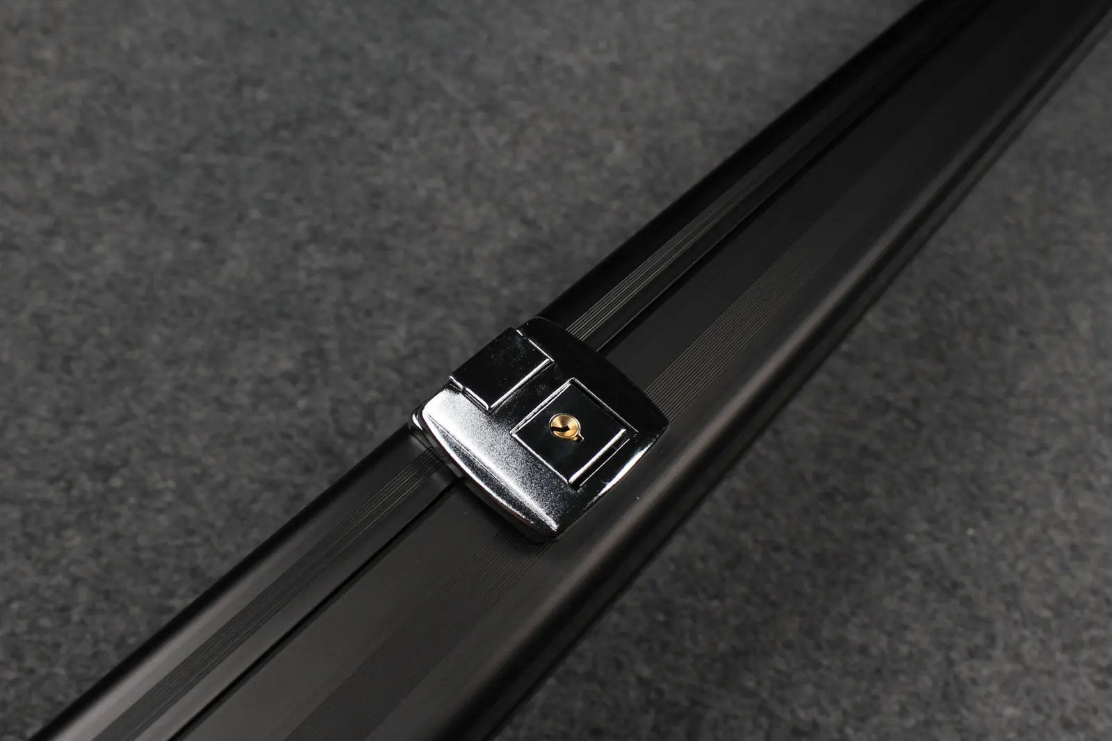 1 piece professional aluminium lockable cue case with 3 slots WOODS CUES