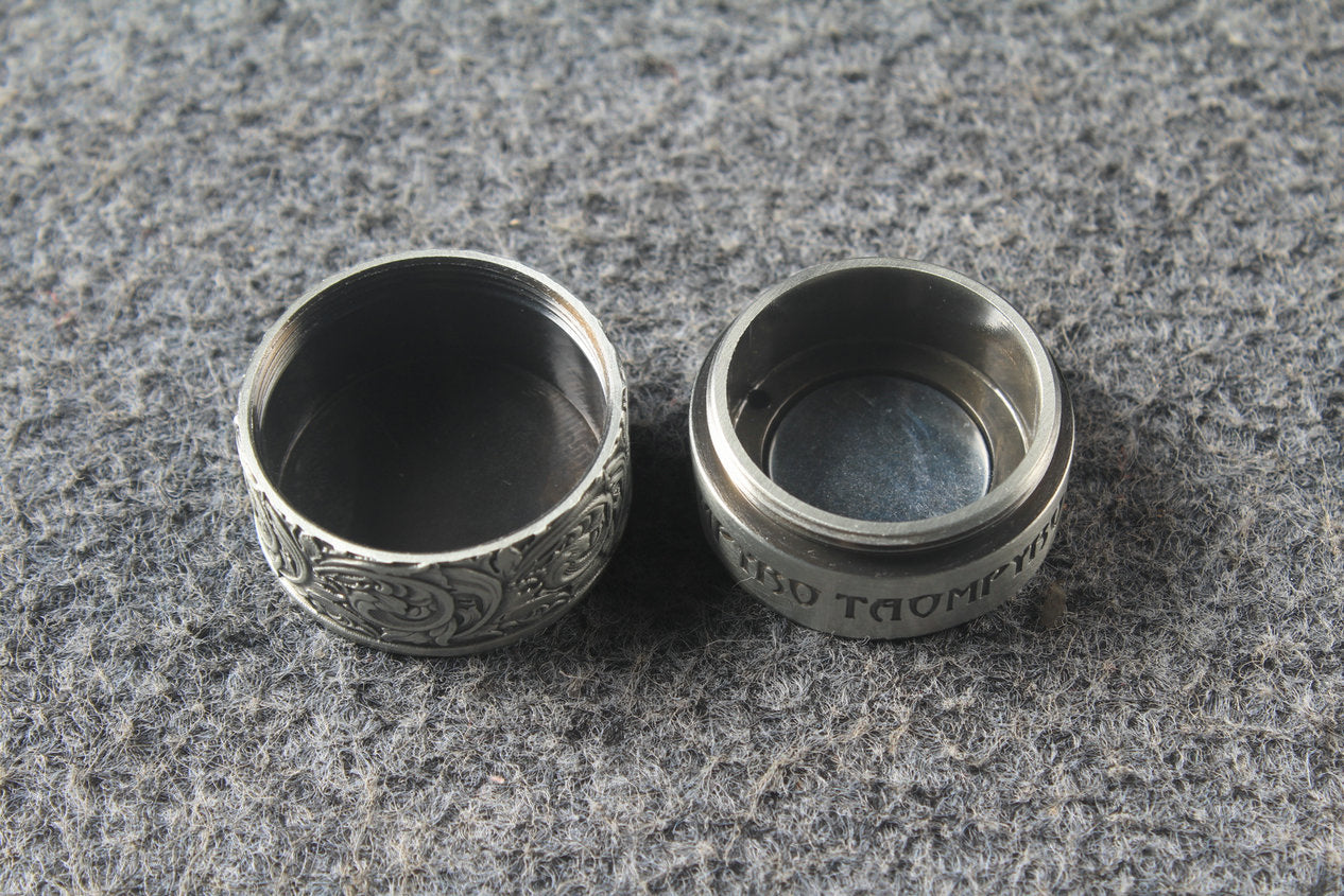 Premium Billiards Chalk Holder - Magnetic Pool Cue Chalk Clip WOODS CUES