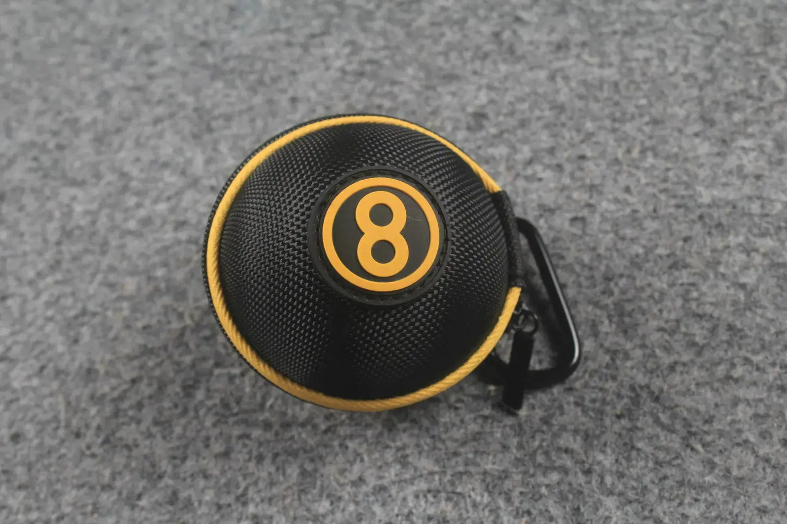 Clip-on Cue Ball Case WOODS CUES