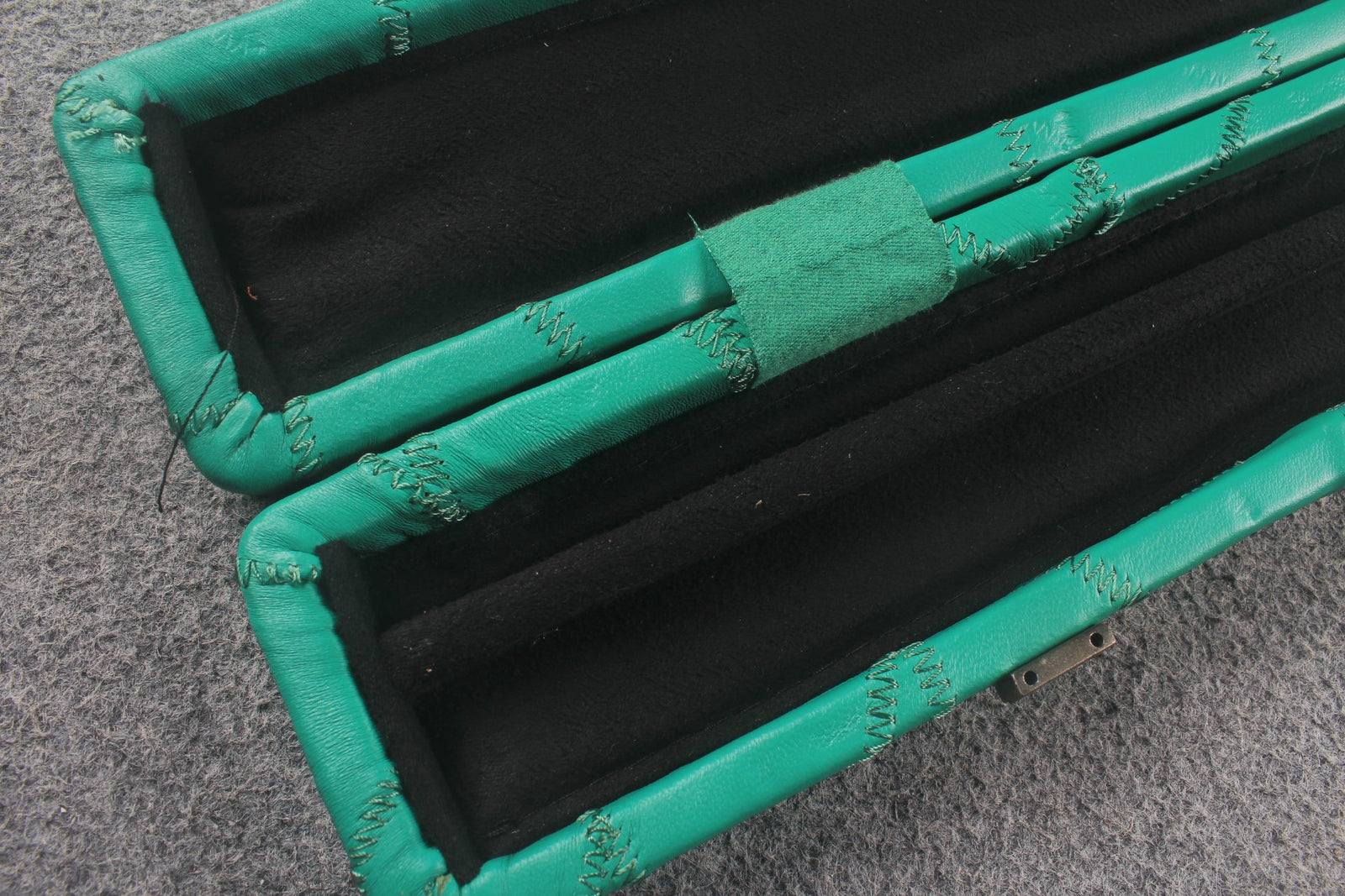 1 piece real Leather handmade patchwork snooker cue case with 2 slots(chalk area inside) WOODS CUES