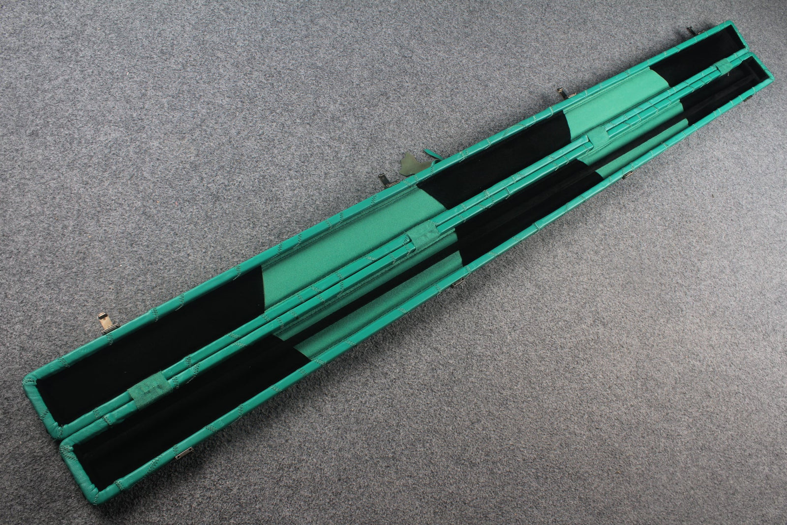 1 piece real Leather handmade patchwork snooker cue case with 2 slots(chalk area inside) WOODS CUES