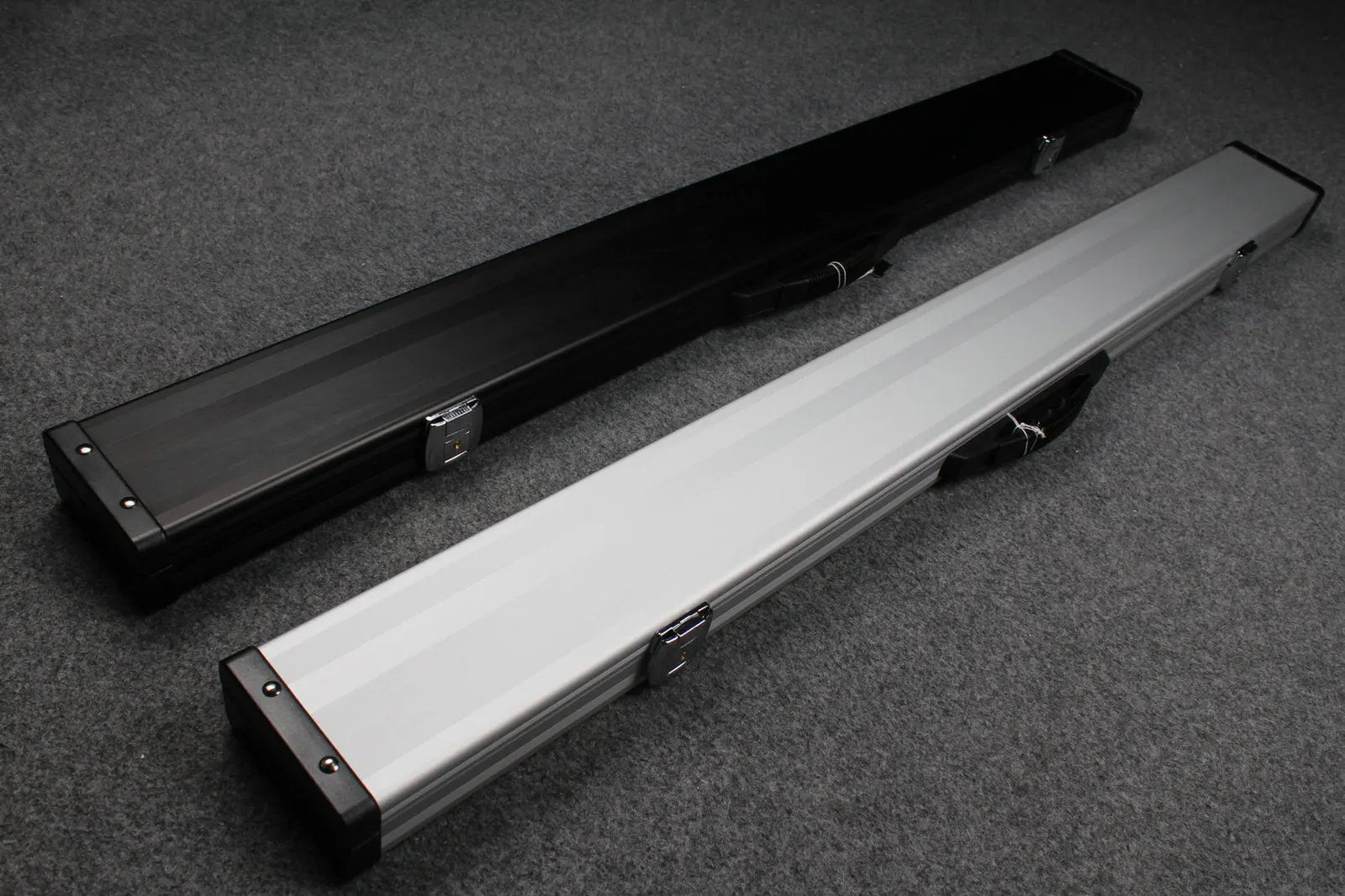 1 piece professional aluminium lockable cue case with 3 slots