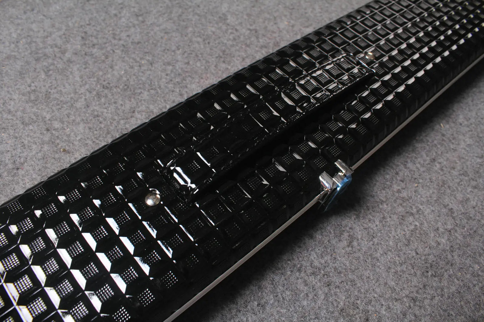 Wide 1 Piece Snooker Cue Aluminium Case With 3 Slots WOODS CUES