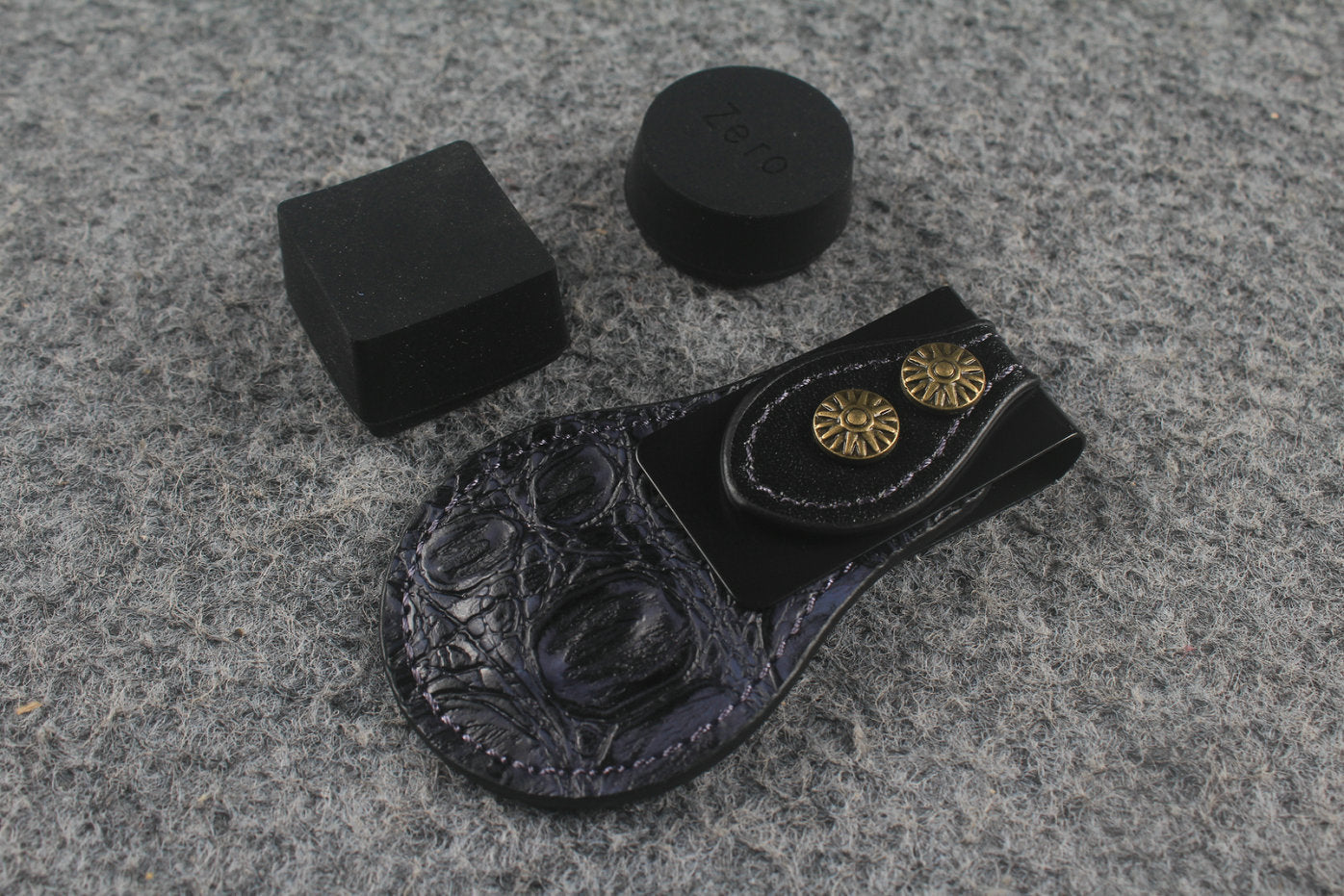 Magnetic Chalk Holder with Belt Clip Chalk Holder WOODS CUES