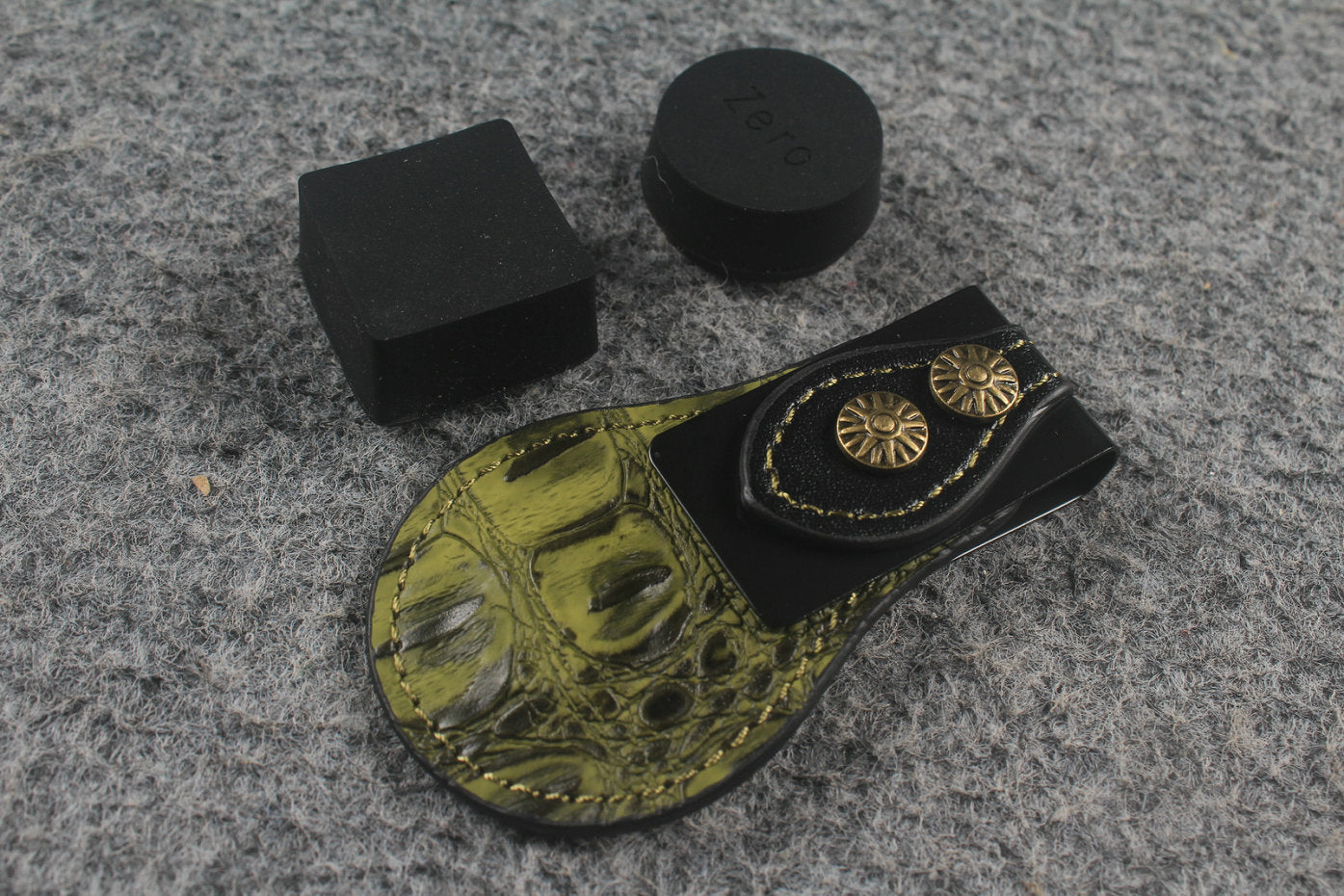Magnetic Chalk Holder with Belt Clip Chalk Holder WOODS CUES