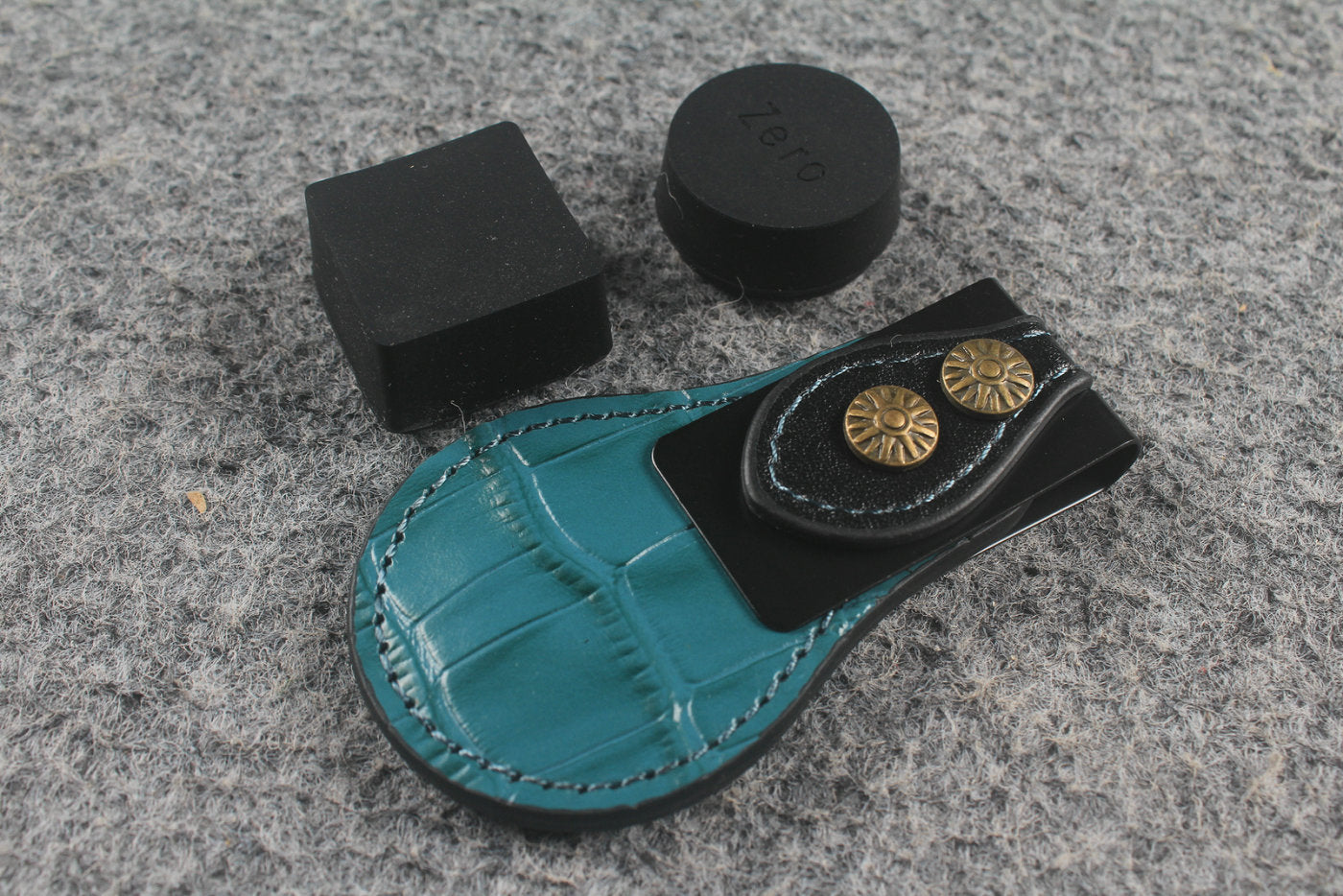 Magnetic Chalk Holder with Belt Clip Chalk Holder WOODS CUES