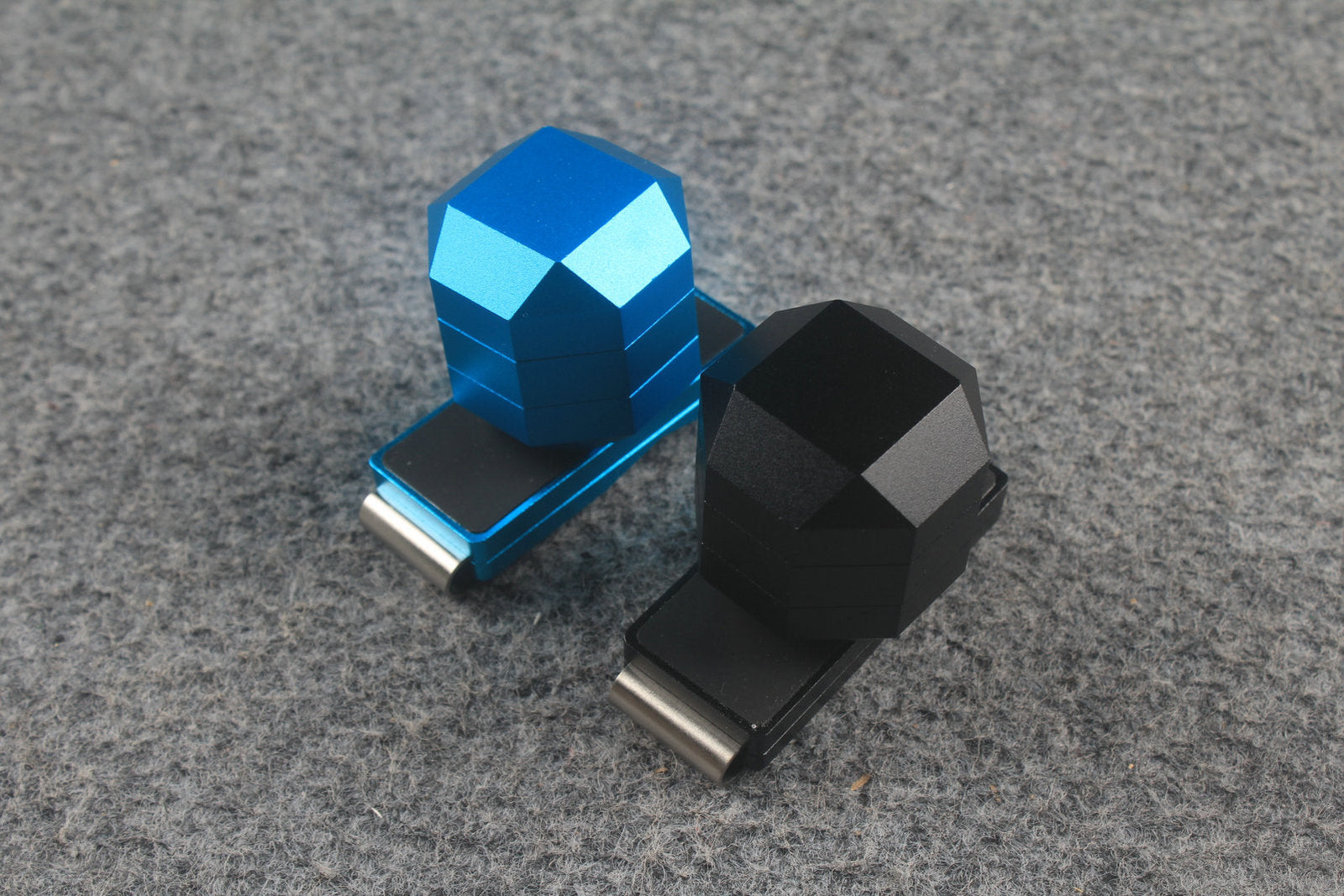 Aluminum Alloy Magnetic Chalk Holder - Round & Square Octagonal Chalk Compatible, Adjustable Multi-Layer Octagonal WOODS CUES