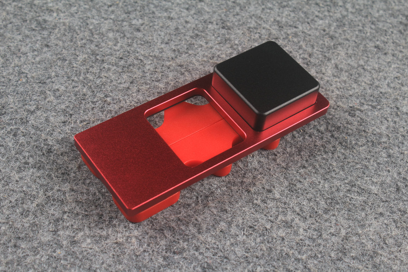 Portable 4-Slot Aluminum Billiard Cue Rest (Standard Red)