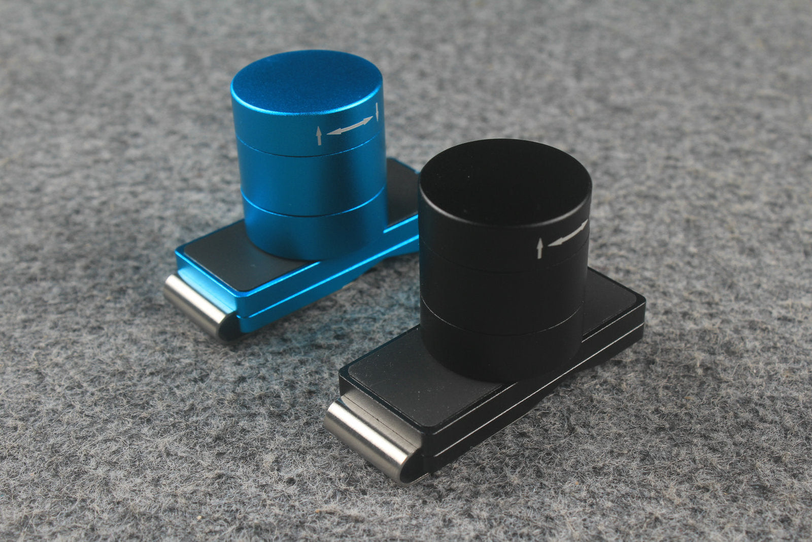 Twist-Rise Magnetic Chalk Holder | CNC Aluminum | Snooker & Pool WOODS CUES