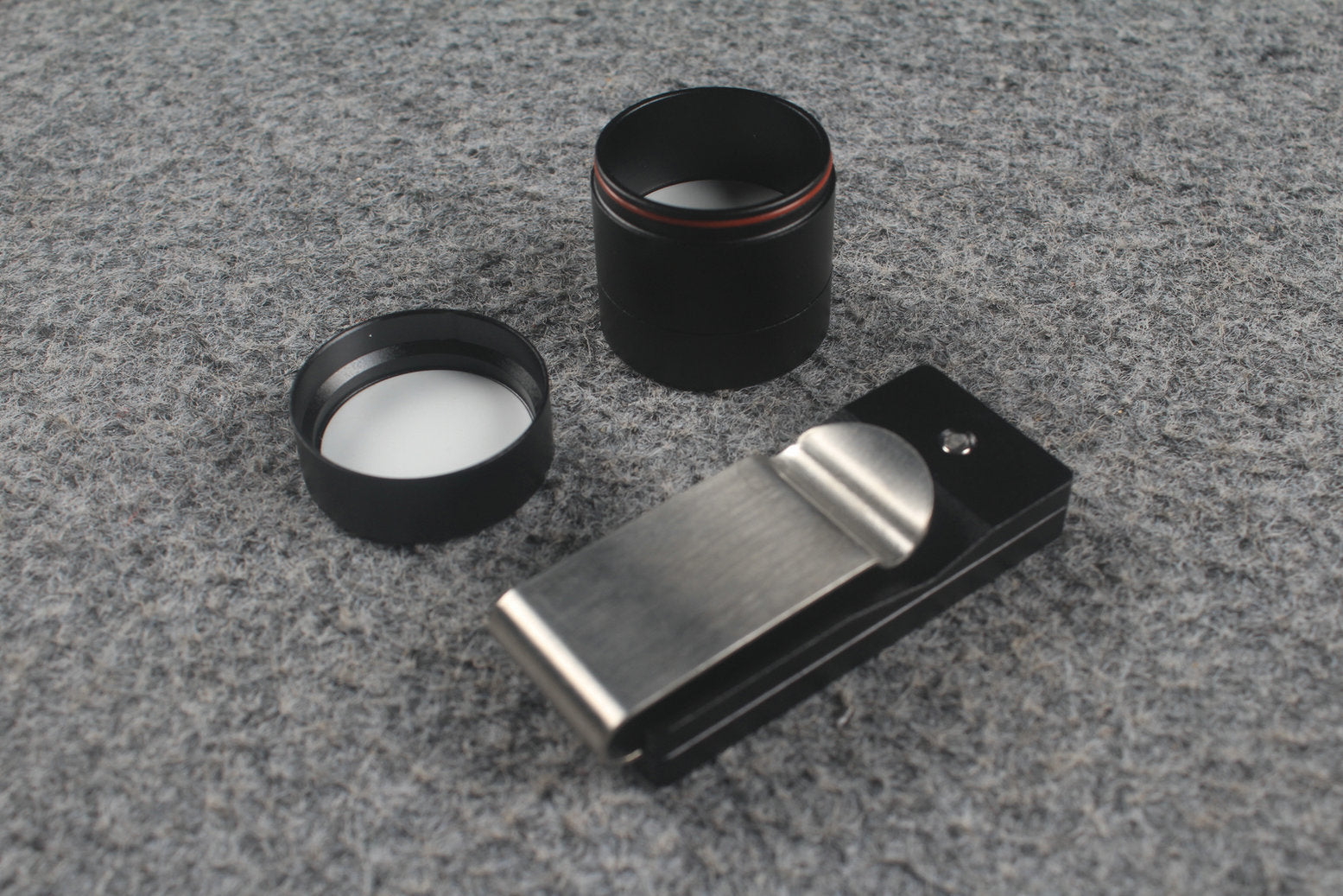 Twist-Rise Magnetic Chalk Holder | CNC Aluminum | Snooker & Pool WOODS CUES