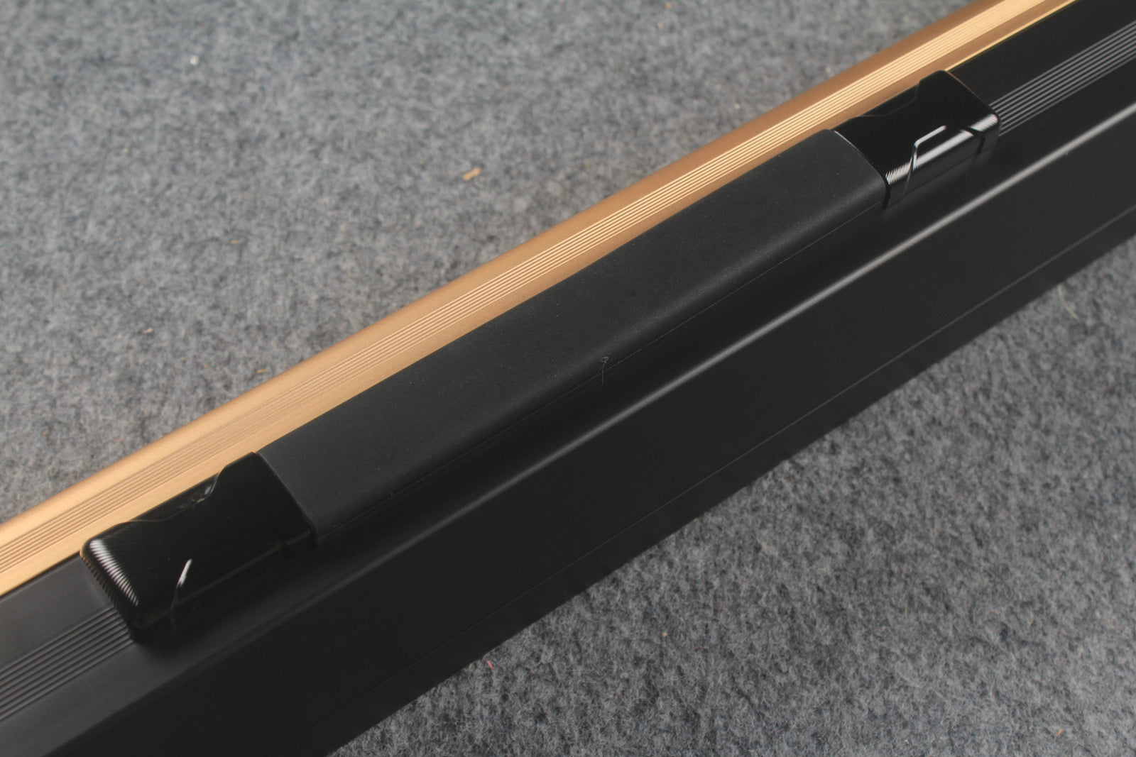 3/4 Premium Aluminium Snooker Cue Case – 2 Slots, Adjustable 120.5/124.8cm Interior