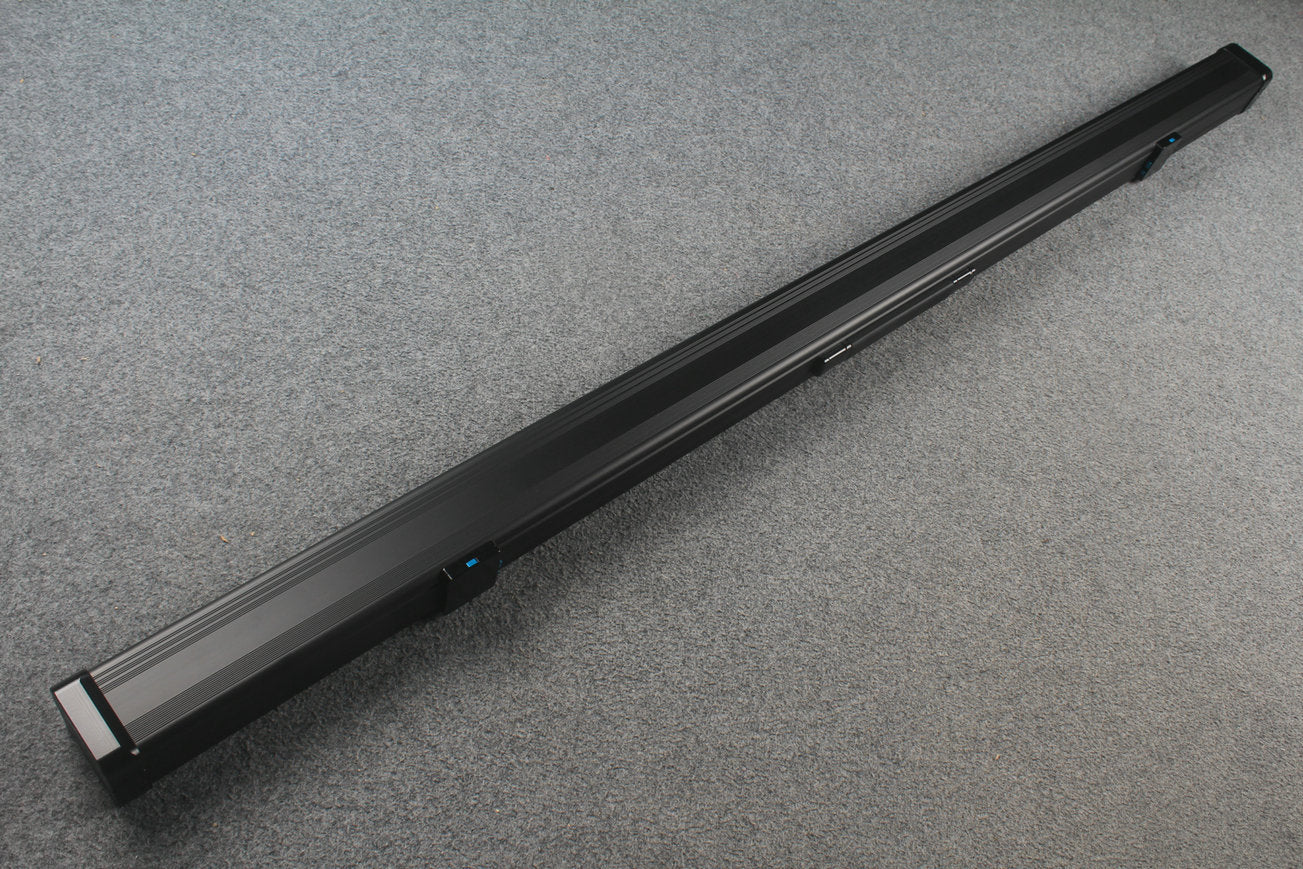 1 piece strong aluminium case with 2 slots (chalk area inside) WOODS CUES