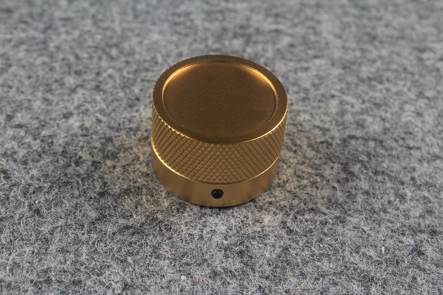 Gold aluminium magnetic chalk holder - bottom view disassembled