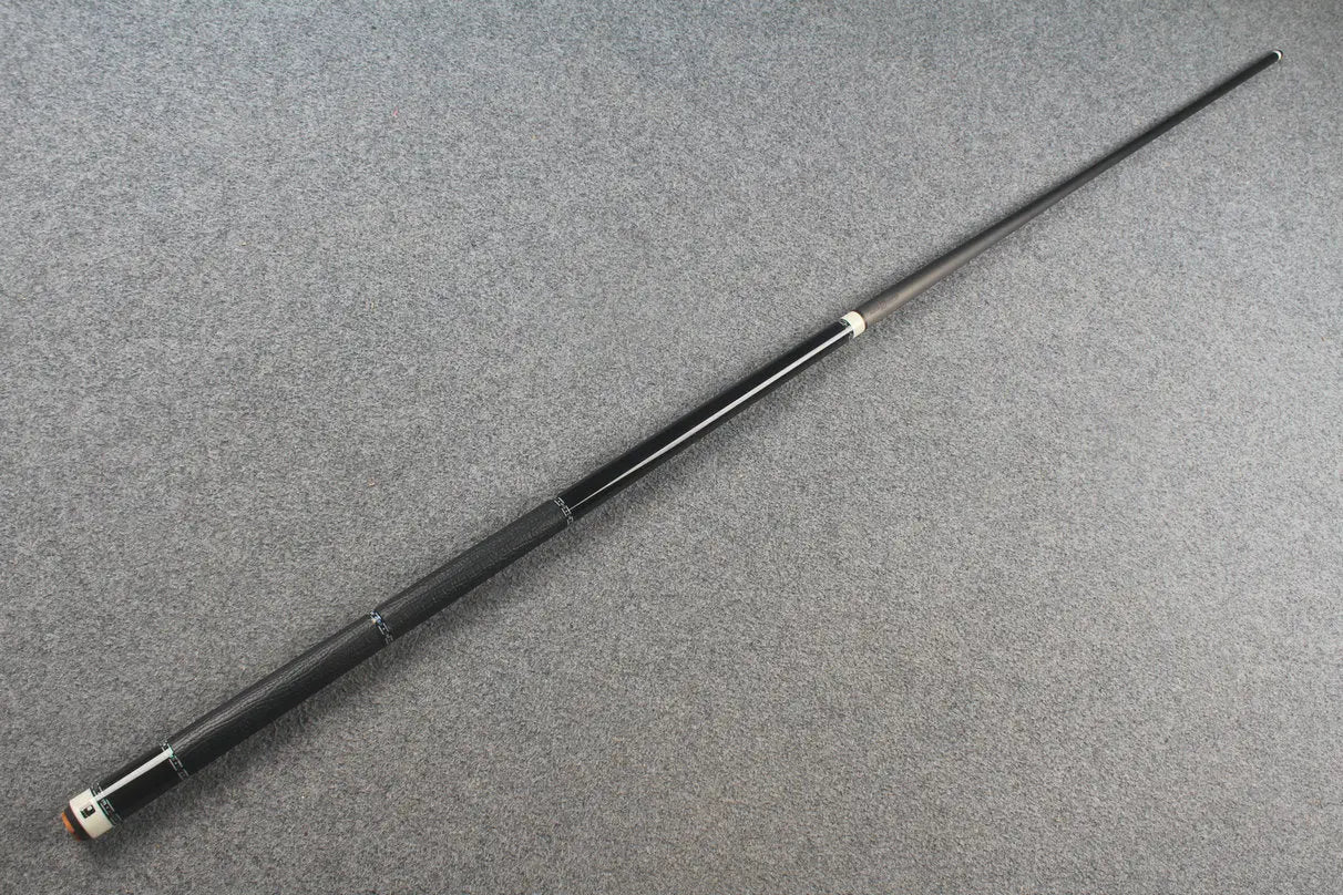 Nine-ball cue Maple & Carbon shaft billiards cue pool cue stick little monster