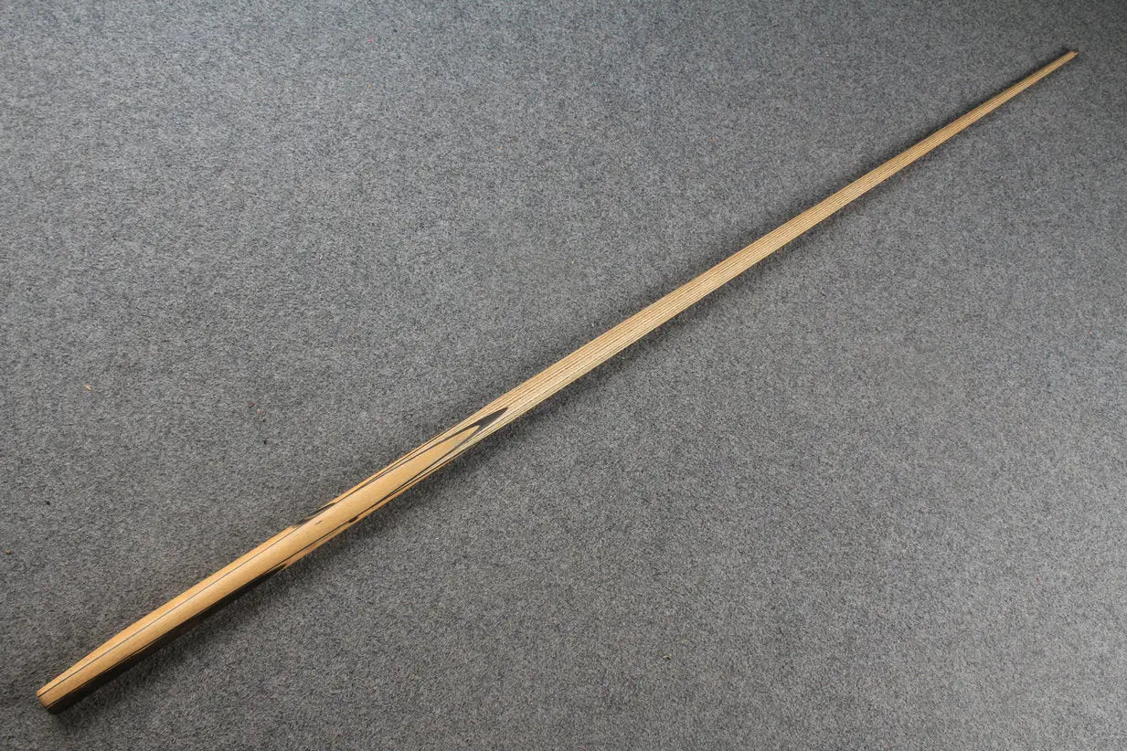 CHEVRONS+ 1 piece ash snooker cue #5527