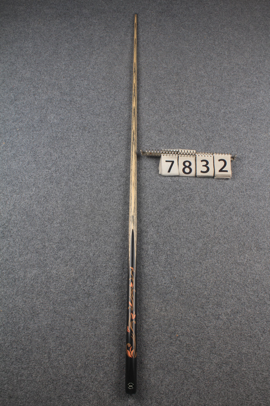 1 piece ash inlay english pool cue #7832 WOODS CUES