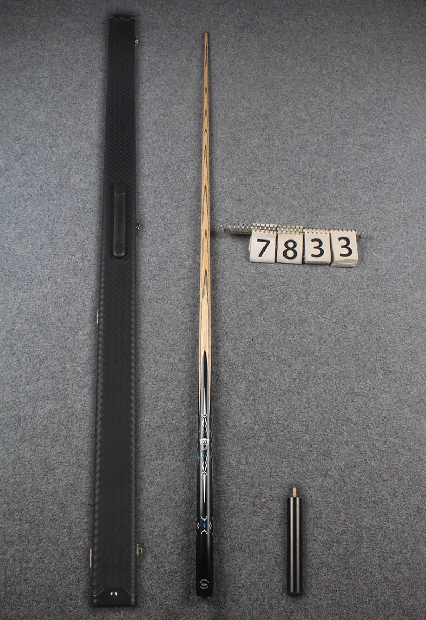 1 piece ash inlay english pool cue #7833 WOODS CUES