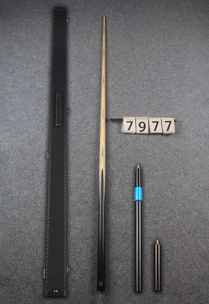 CHEVRONS+ 1 piece ash snooker cue #7977