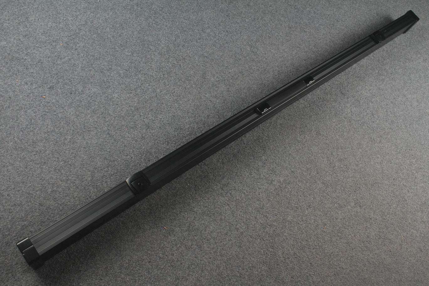 one piece strong aluminium lockable cue case – 2 Slots WOODS CUES