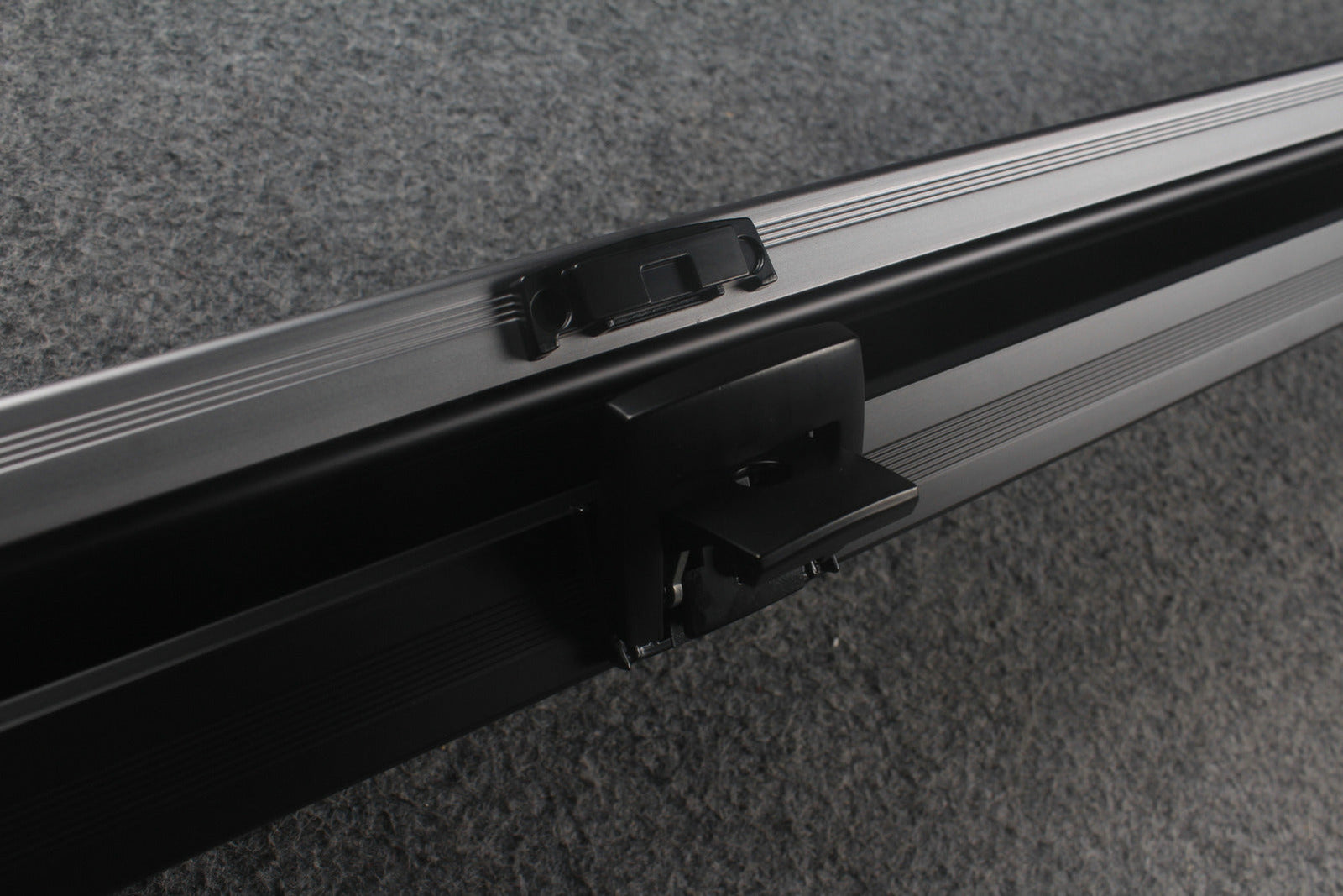 one piece strong aluminium lockable cue case – 2 Slots WOODS CUES