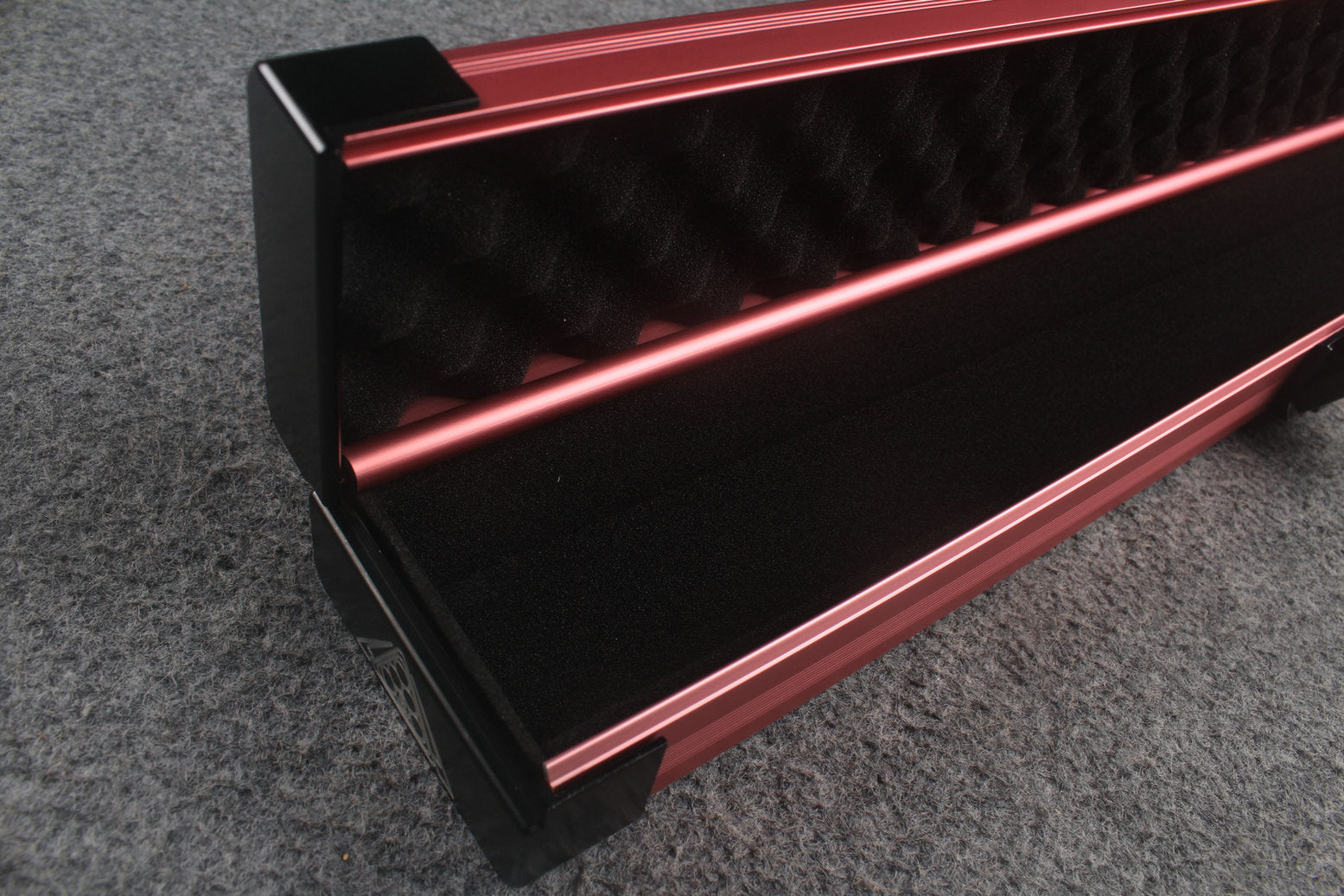 one piece strong aluminium lockable cue case – 2 Slots WOODS CUES