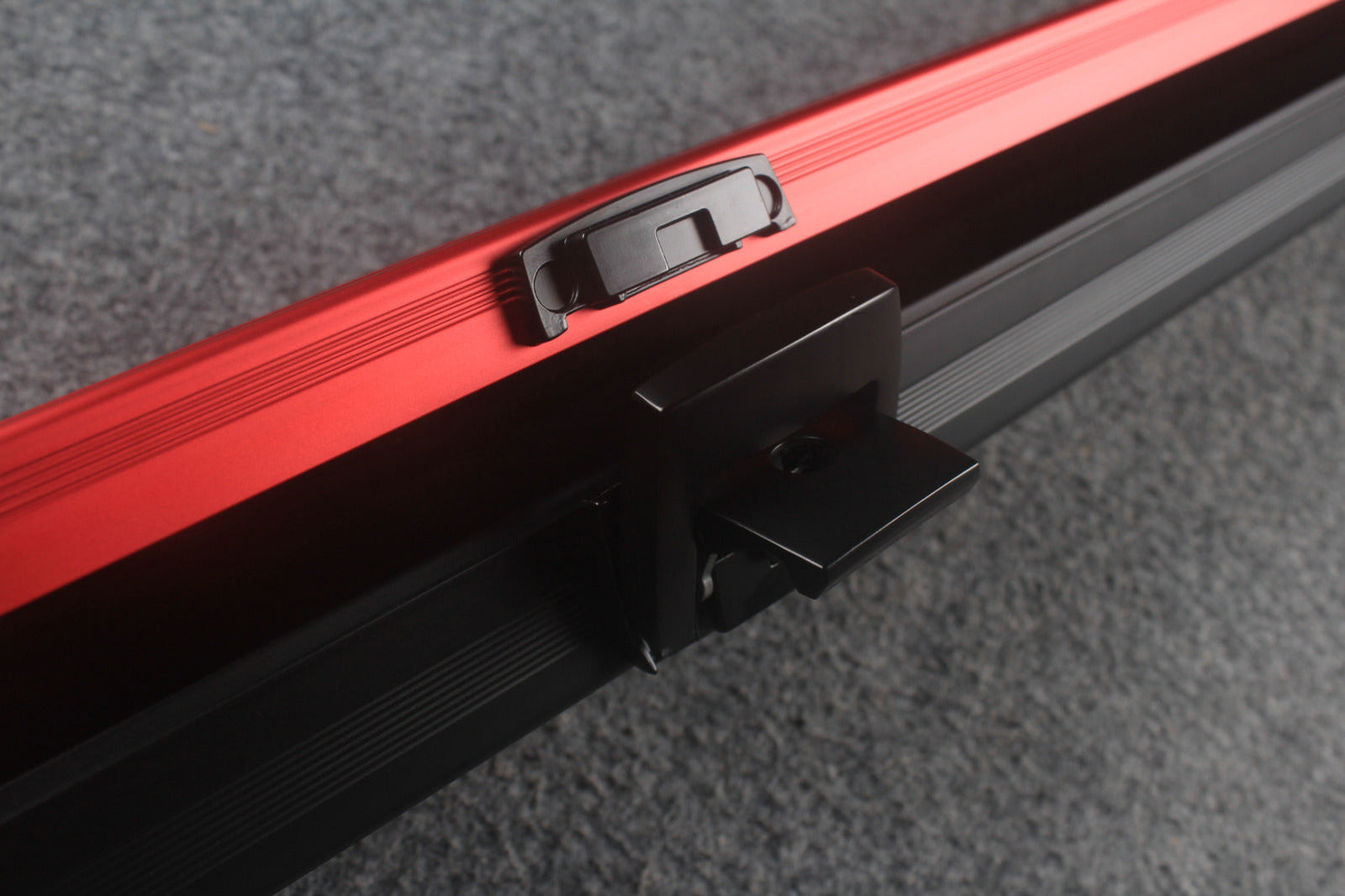 one piece strong aluminium lockable cue case – 2 Slots WOODS CUES