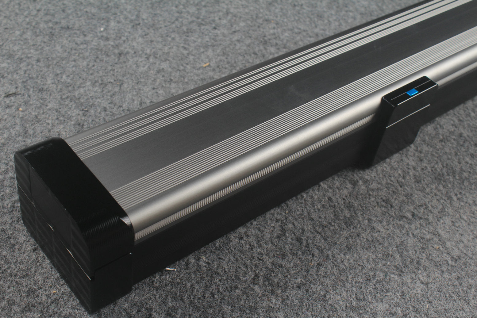 3/4 Premium Aluminium Snooker Cue Case – 2 Slots, Adjustable 120.5/124.8cm Interior
