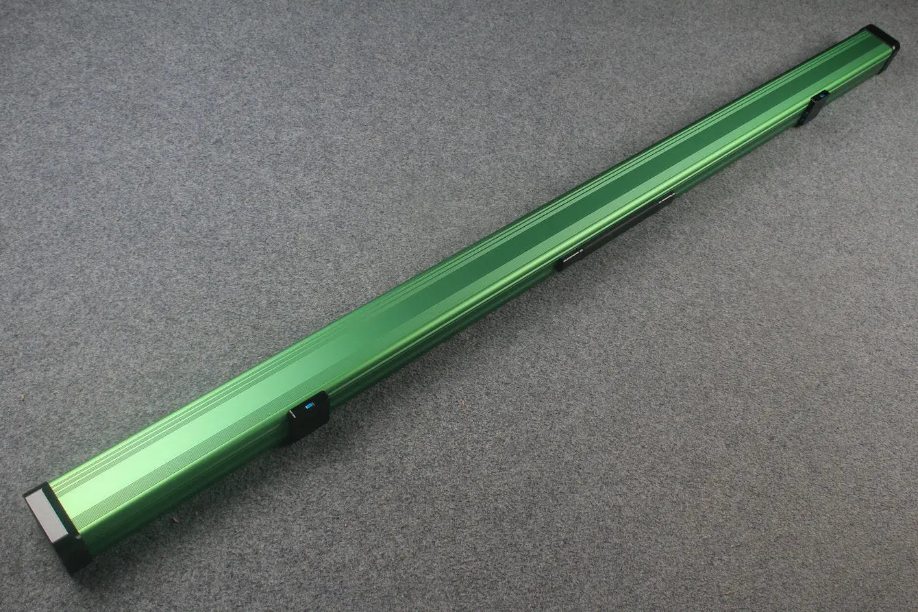 1 piece strong aluminium case with 2 slots (chalk area inside) WOODS CUES