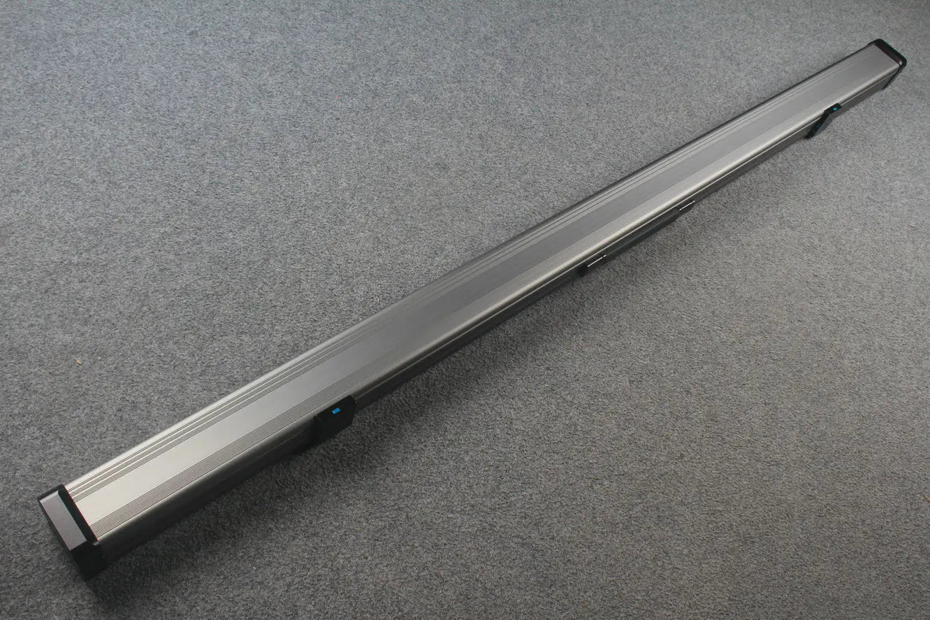 1 piece strong aluminium case with 2 slots (chalk area inside) WOODS CUES