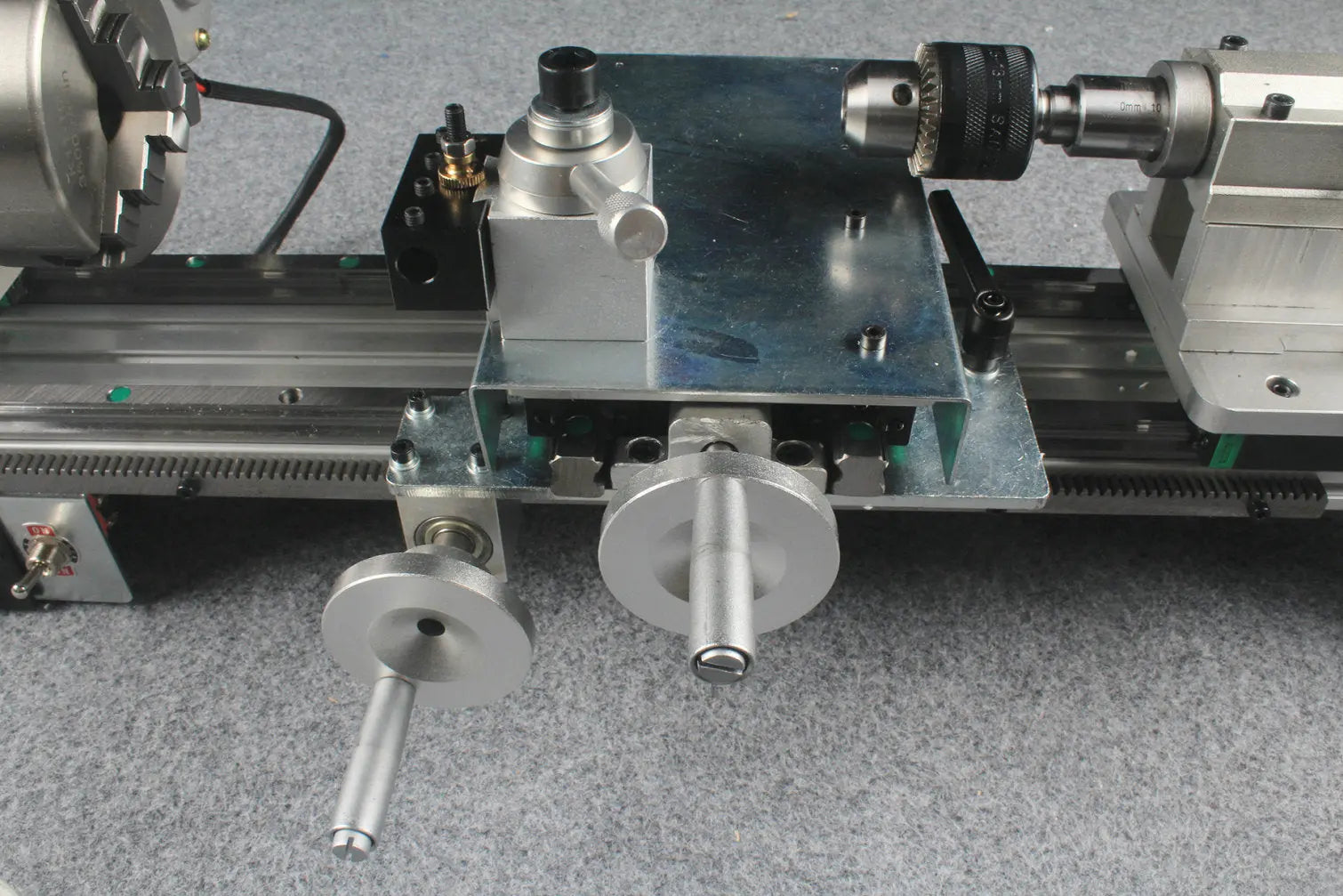 snooker and pool cue tip repair & maintenance lathe double chucks / rails WOODS CUES