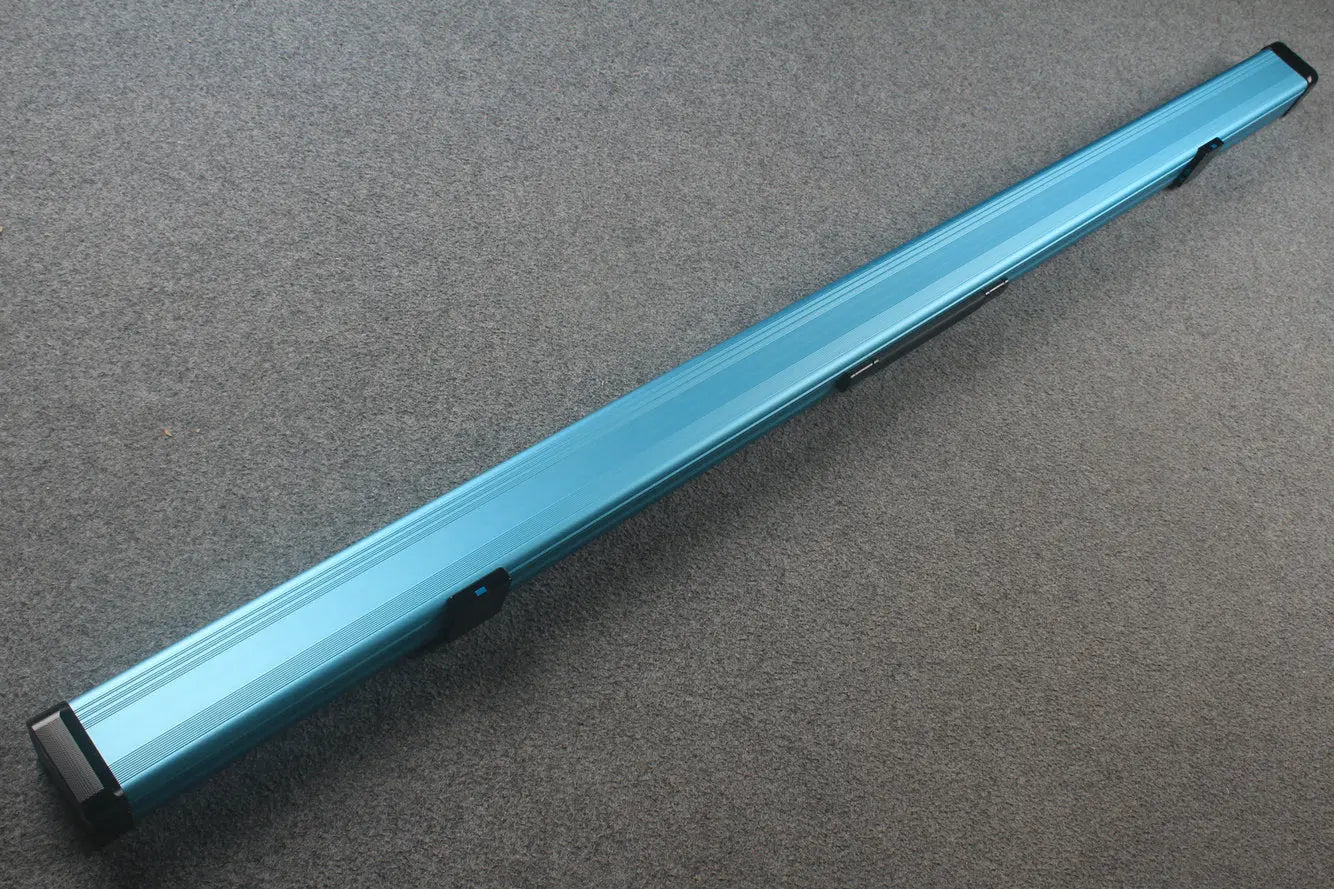 1 piece strong aluminium case with 2 slots (chalk area inside) WOODS CUES