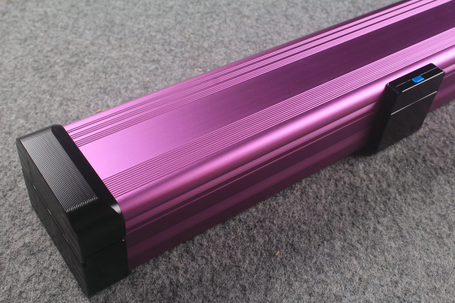 3/4 Premium Aluminium Snooker Cue Case – 2 Slots, Adjustable 120.5/124.8cm Interior