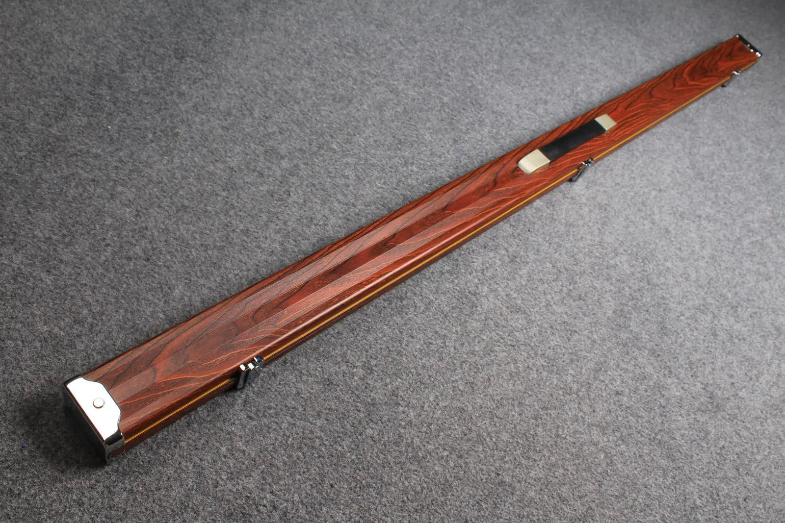 deluxe one piece aluminium cue case with 2 slots