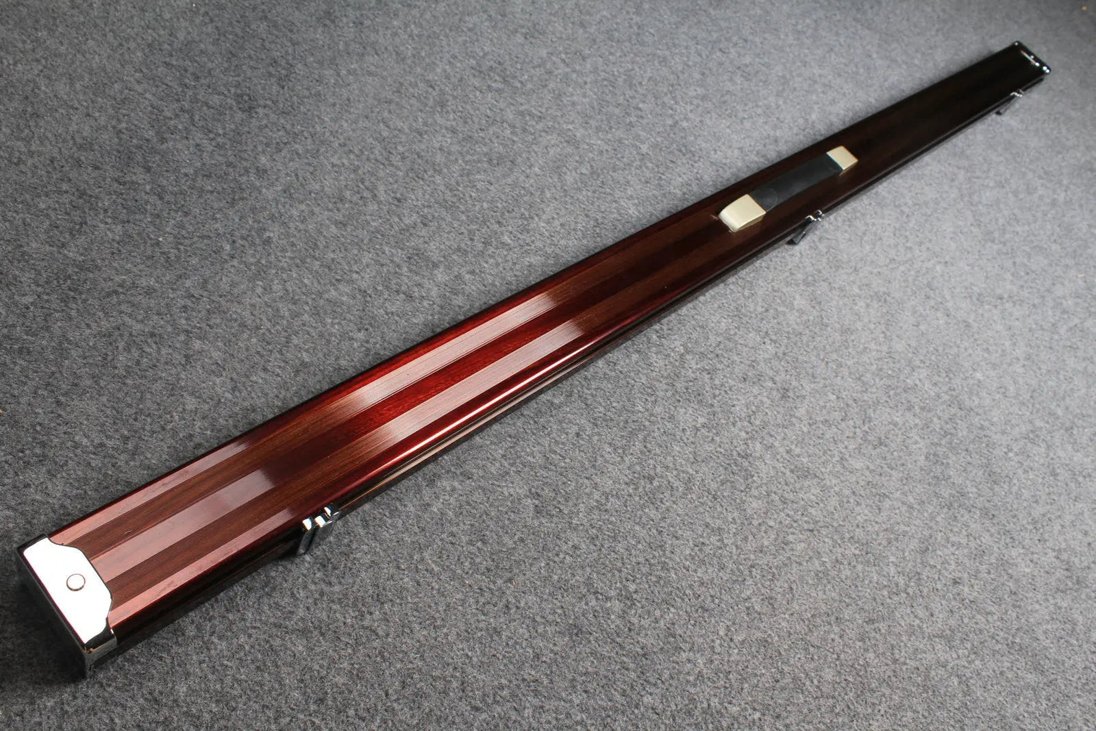 deluxe one piece aluminium cue case with 2 slots WOODS CUES