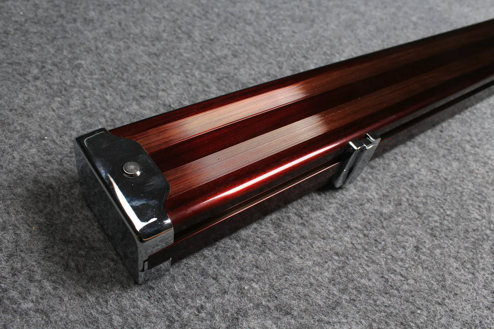 deluxe one piece aluminium cue case with 2 slots WOODS CUES