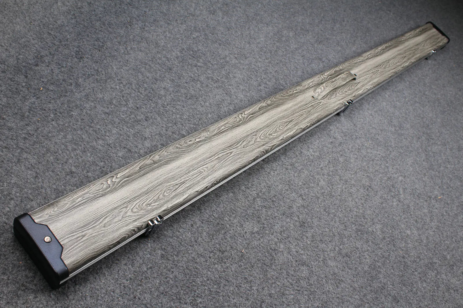 1 piece tree bark leather case aluminium construction with 3 slots