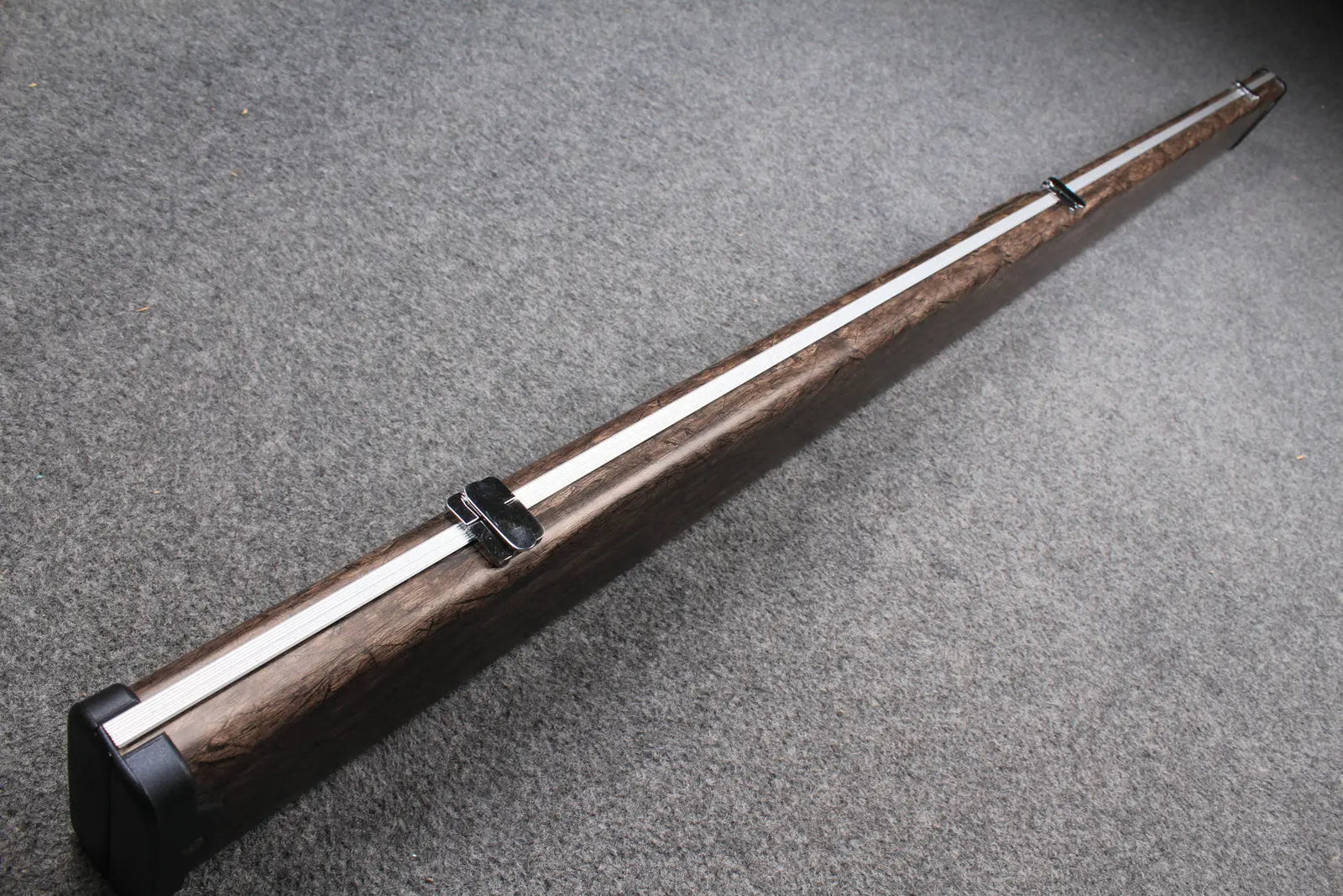 1 piece tree bark leather case aluminium construction with 3 slots