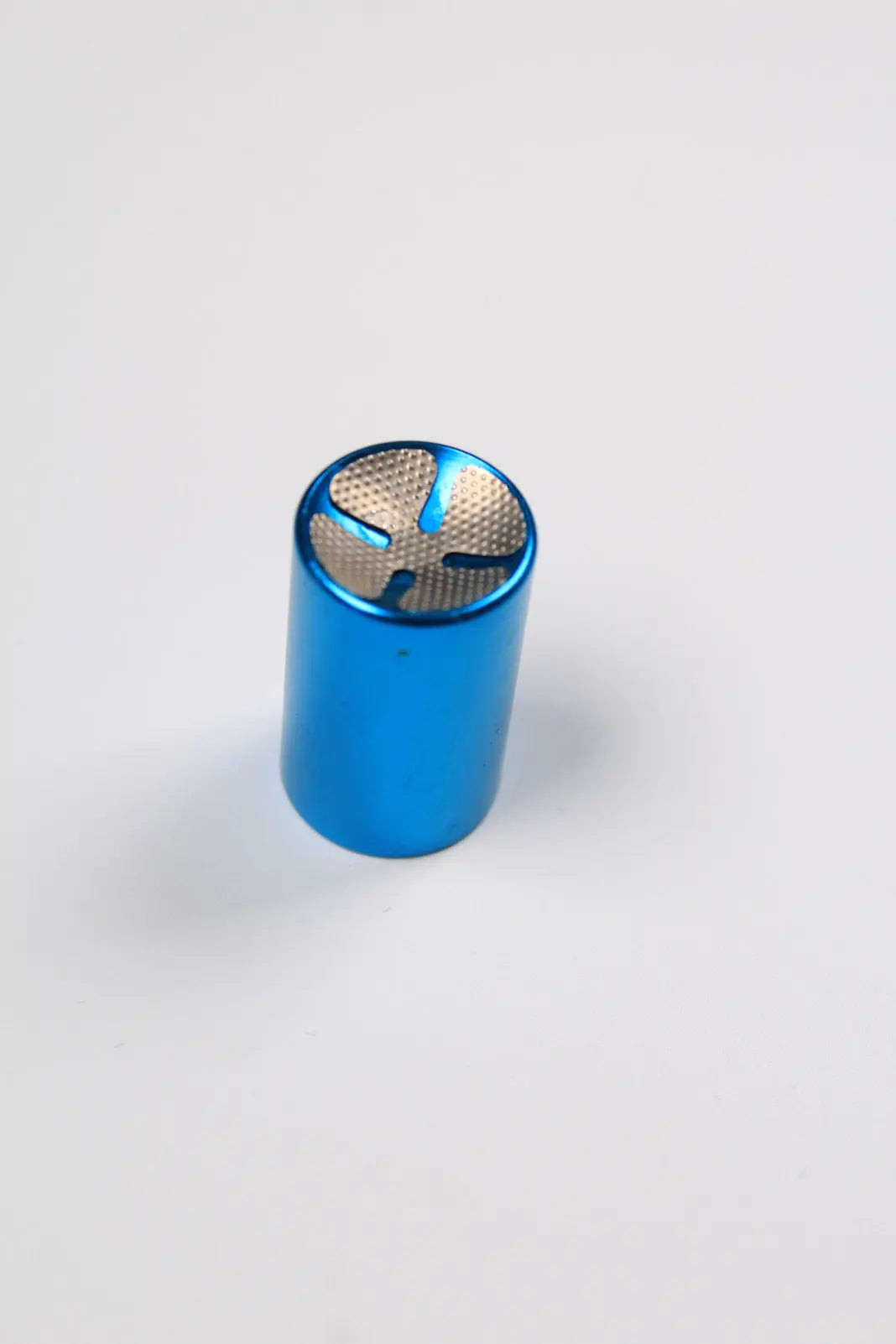 2 in 1 mate tool with a scuffer and a tips picker