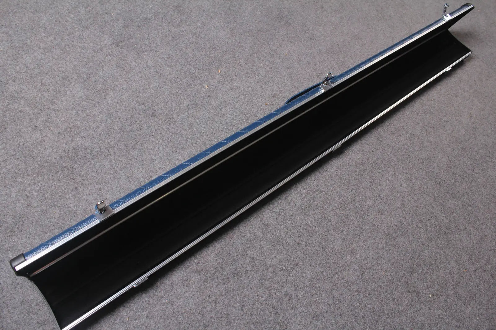 wide 3/4 snooker cue aluminium case with 3 slots