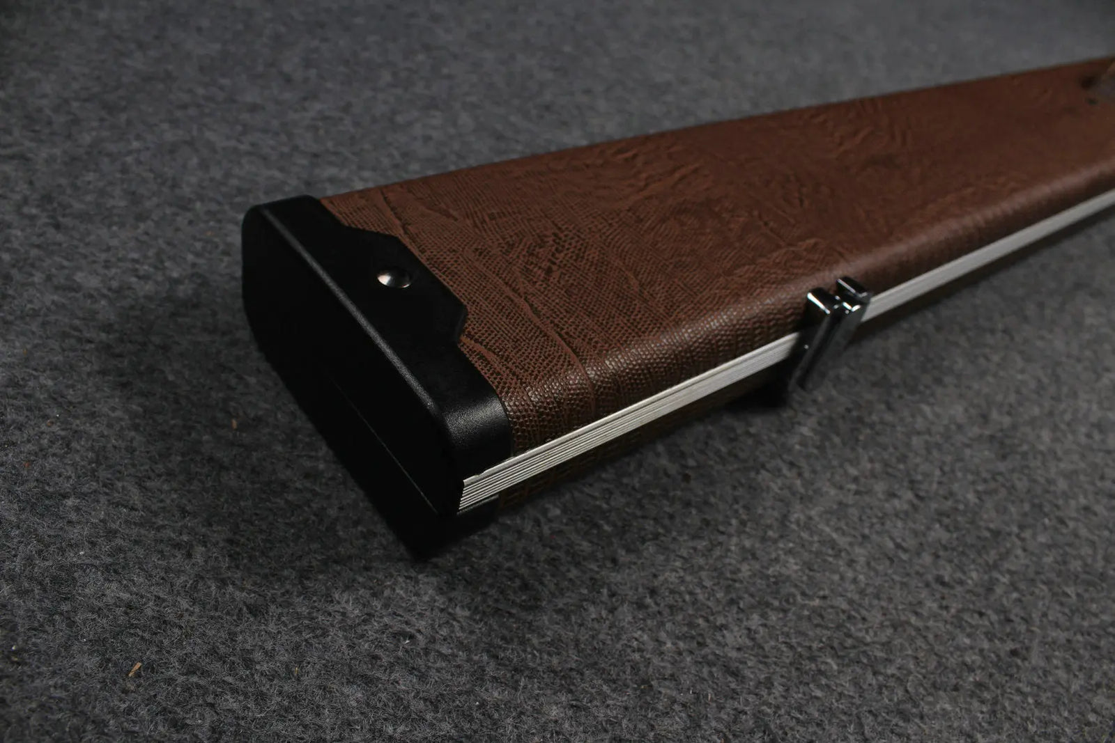 3/4 snooker cue aluminium case with 3 slots WOODS CUES