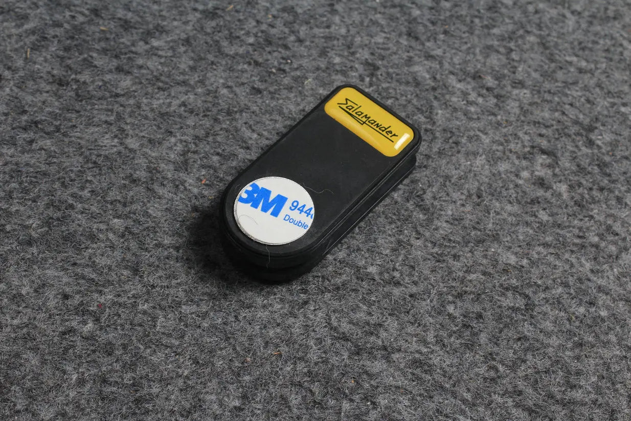 Mute Billiards Magnetic Chalk Clamp WOODS CUES