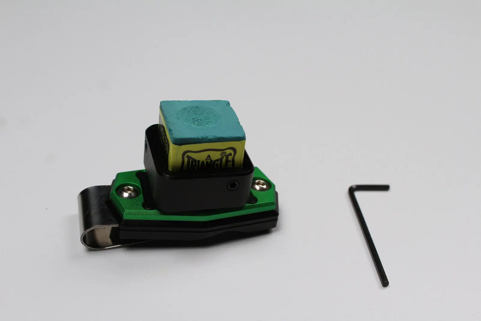 hq aluminium alloy magnetic snooker / pool cue chalk holder with belt clip