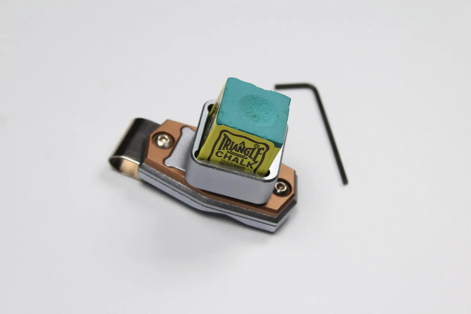 hq aluminium alloy magnetic snooker / pool cue chalk holder with belt clip