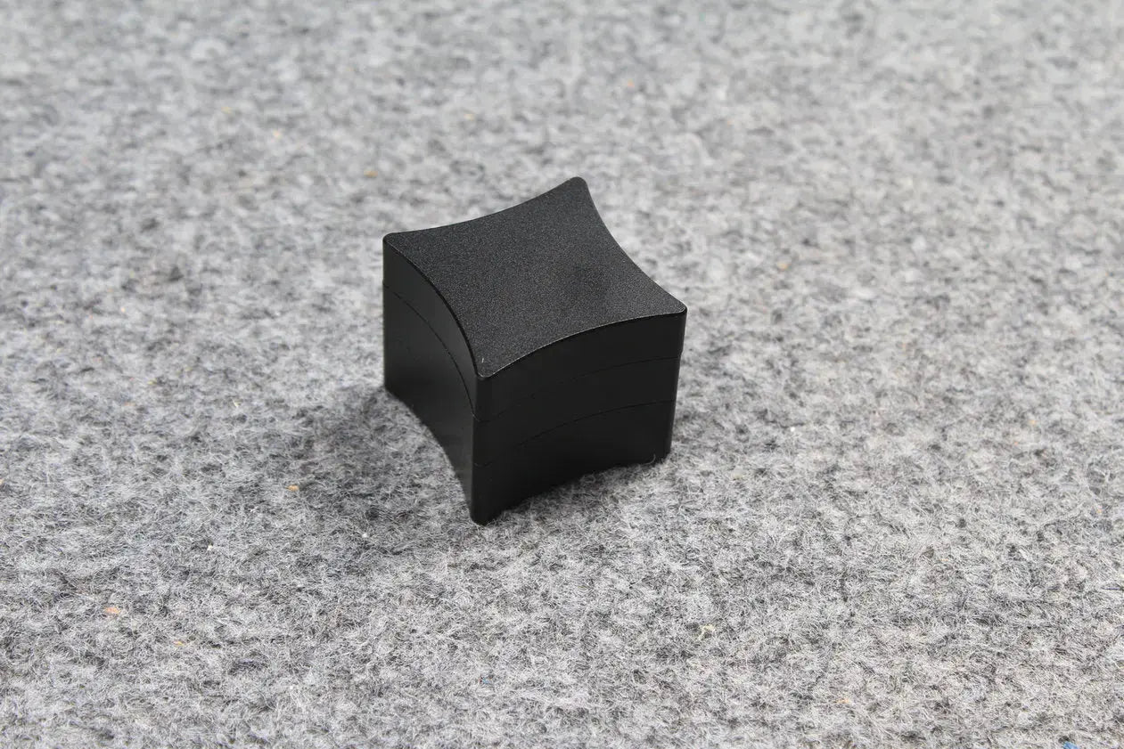 hq aluminium alloy magnetic snooker/pool cue chalk holder WOODS CUES