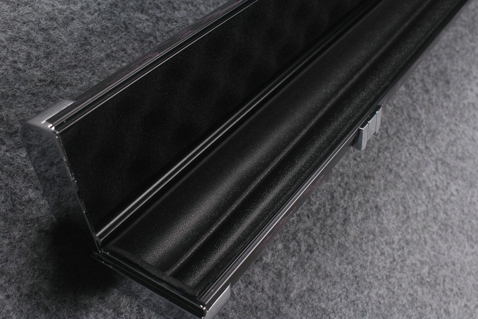 1 Piece deluex slimline Aluminium Case With 2 Slots